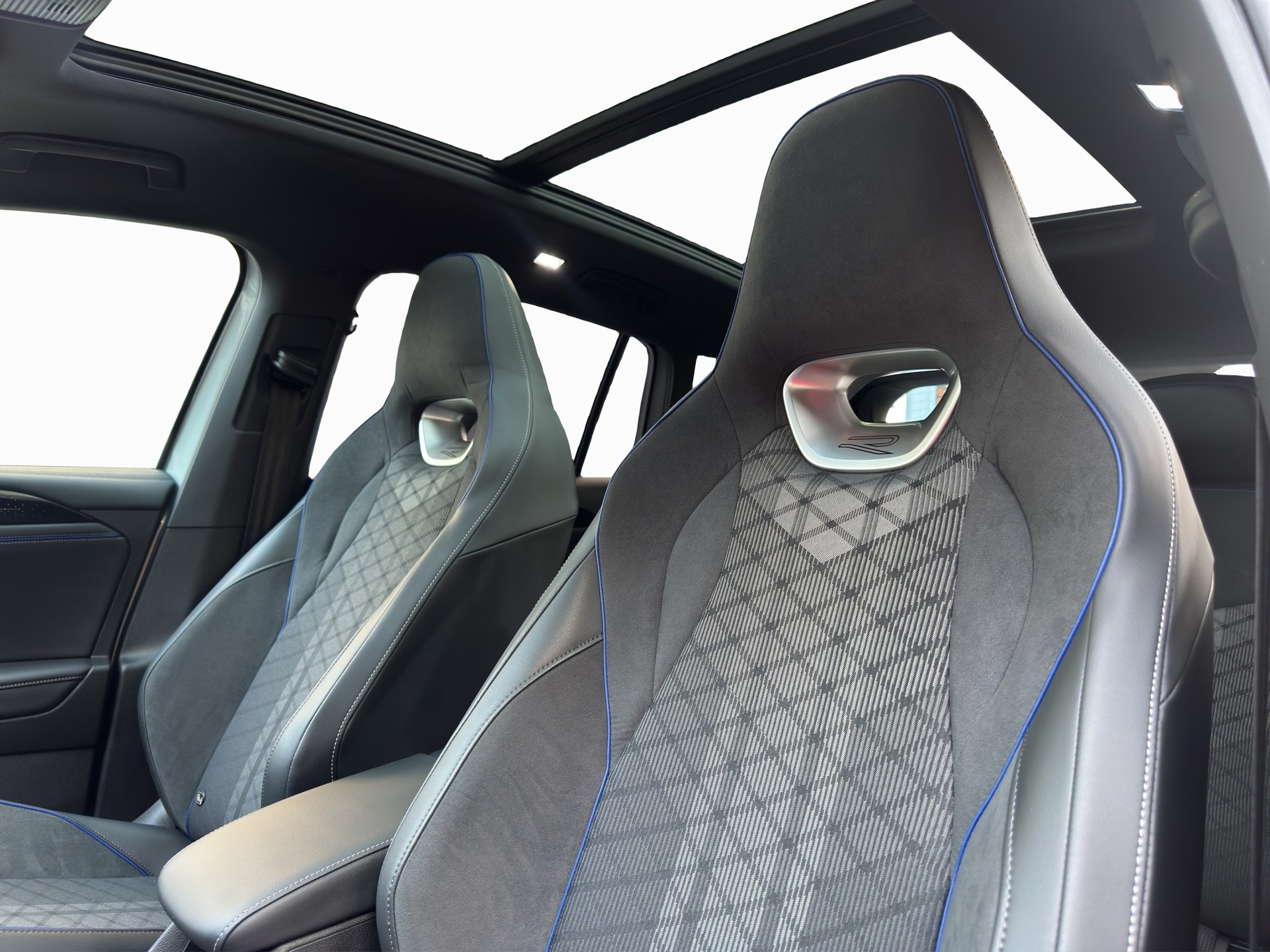 VW Tiguan 1.5 TSI evo2 mHEV R-Line DSG-image-9