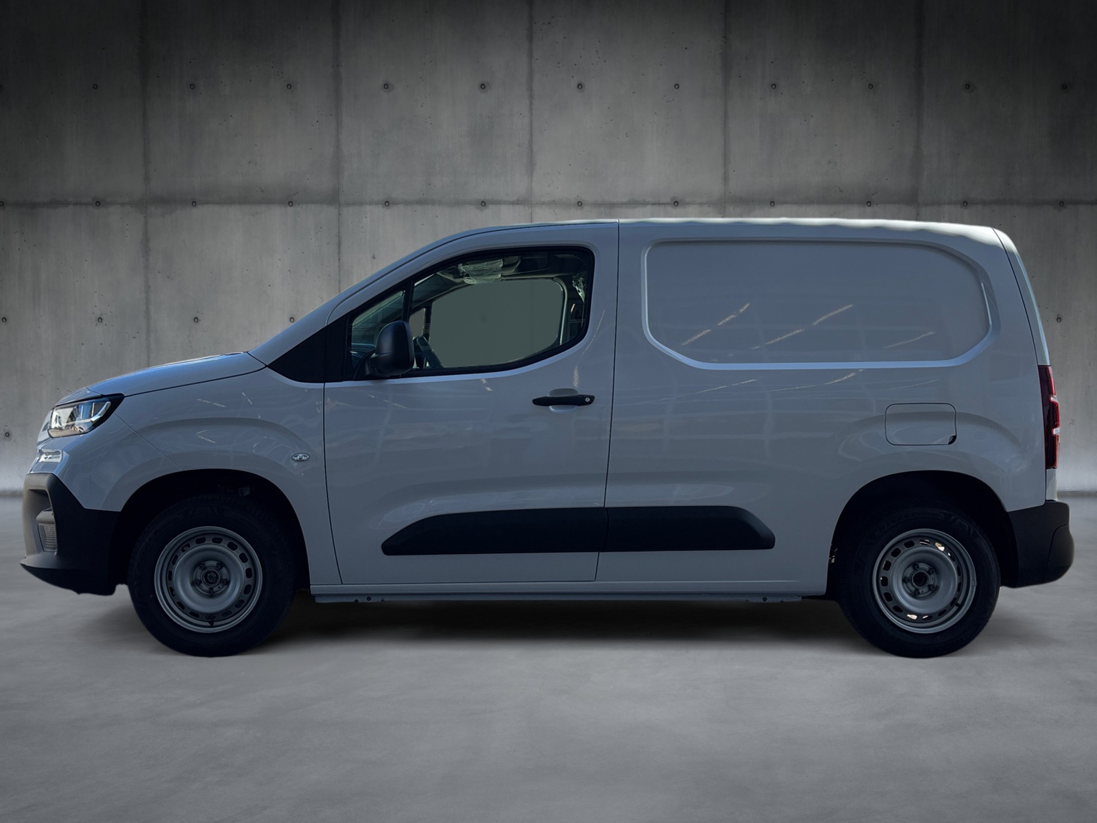 FIAT Doblo 1.5 BlueHDi L1 650kg-image-1