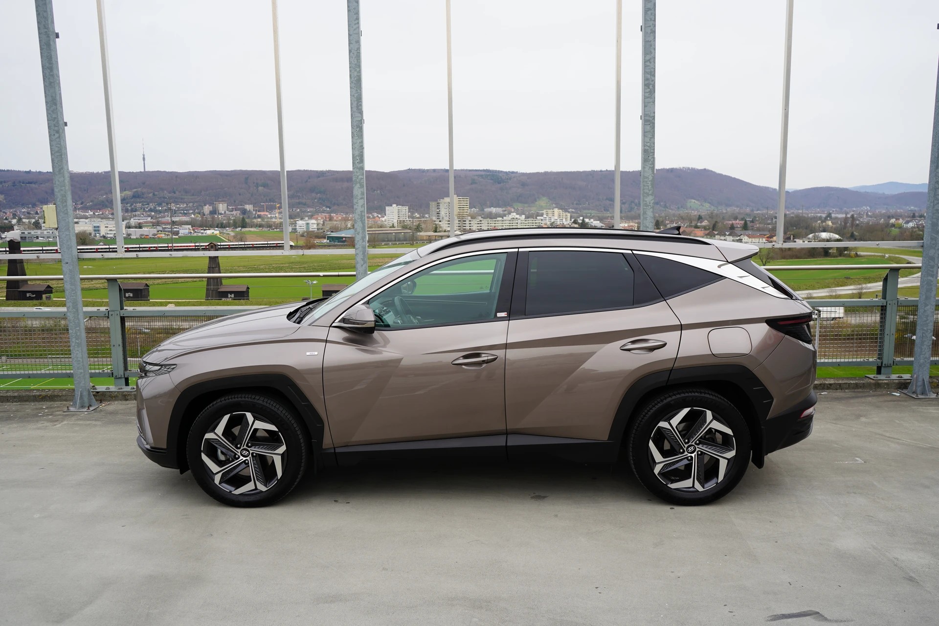 HYUNDAI TUCSON 1.6 CRDI 48V VERTEX 4WD DCT l 136 PS-image-5