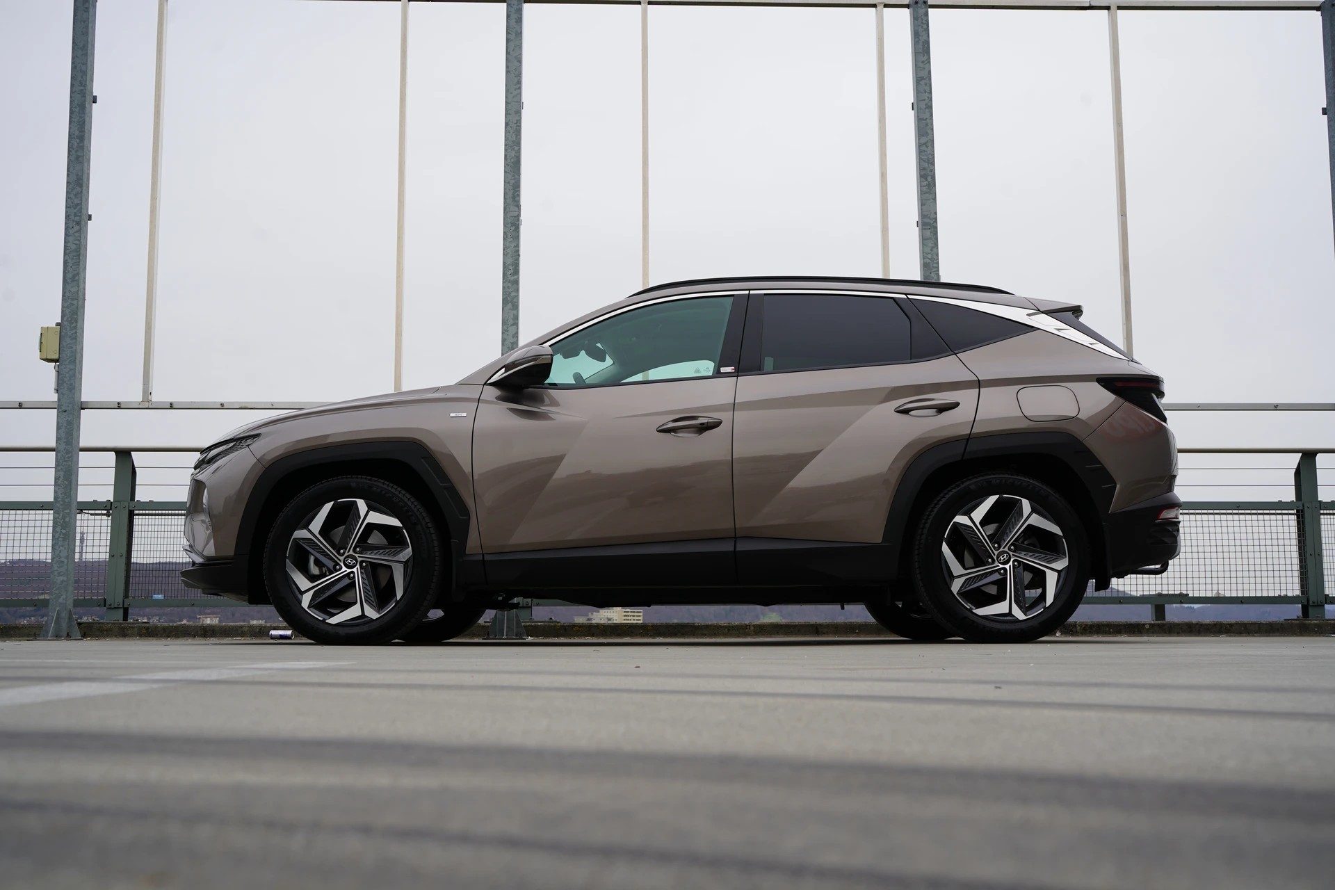 HYUNDAI TUCSON 1.6 CRDI 48V VERTEX 4WD DCT l 136 PS-image-1