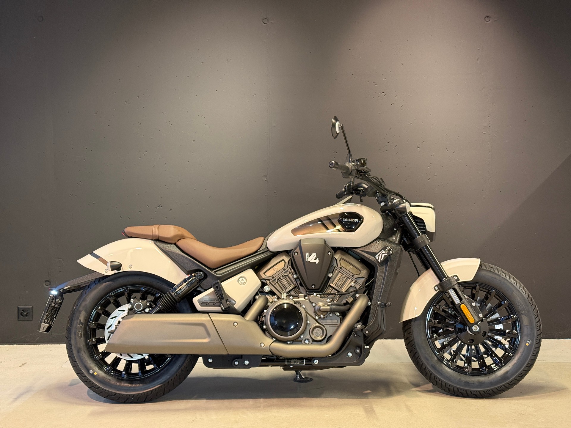 BENDA Dark Flag 500 Commander-showroom-element-1