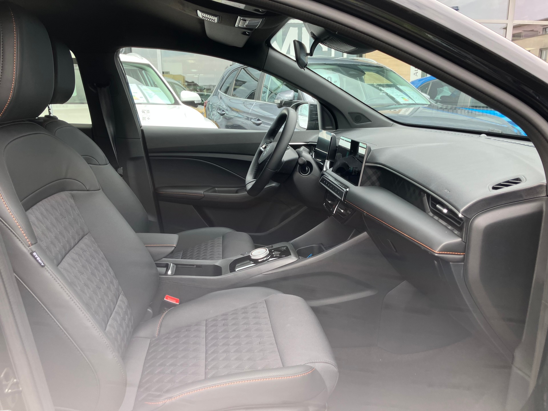 MG 3 1.5 Hybrid Luxury Aut.-image-7
