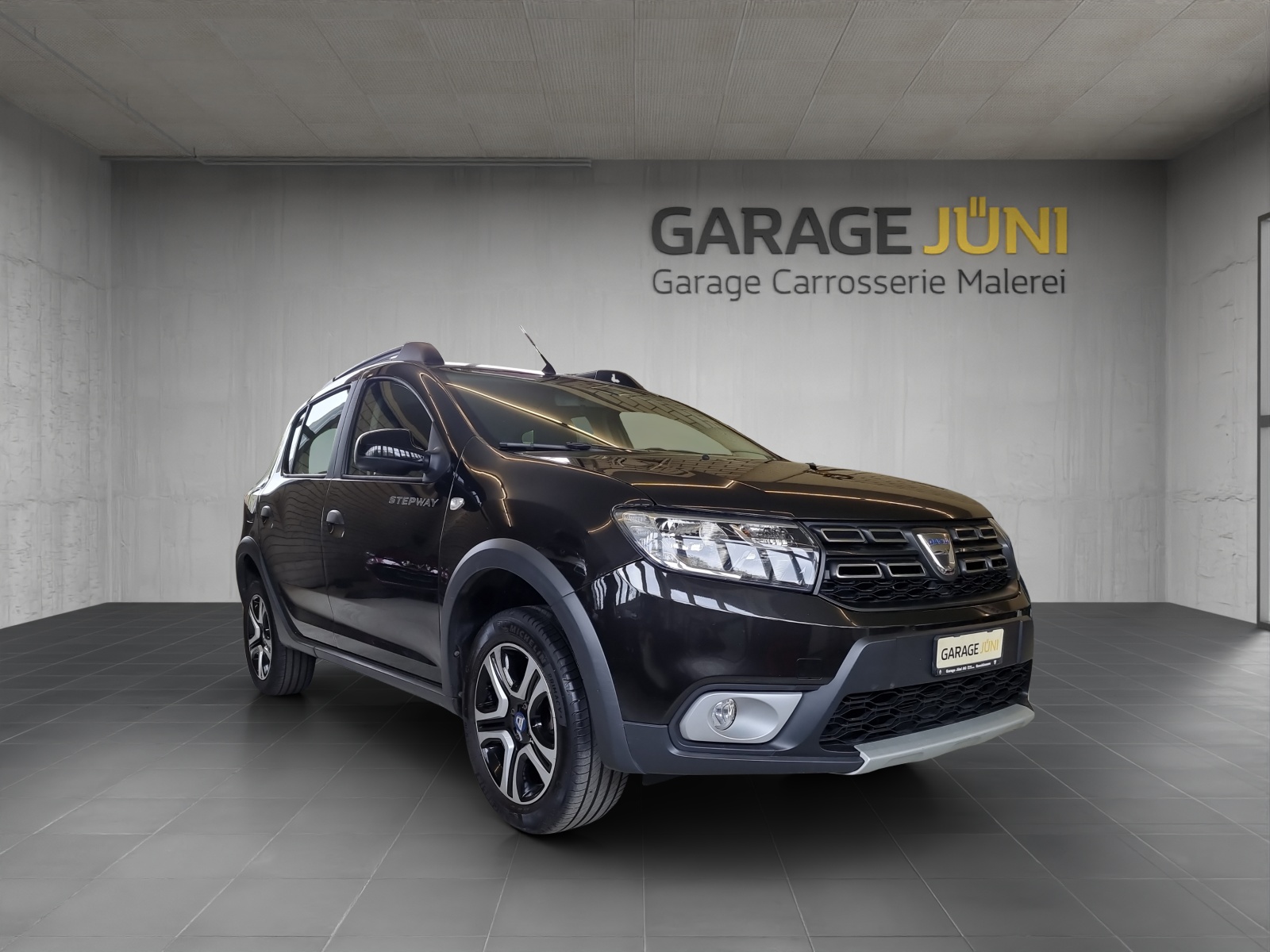 DACIA Sandero 0.9 TCe Celebration S/S-image-0