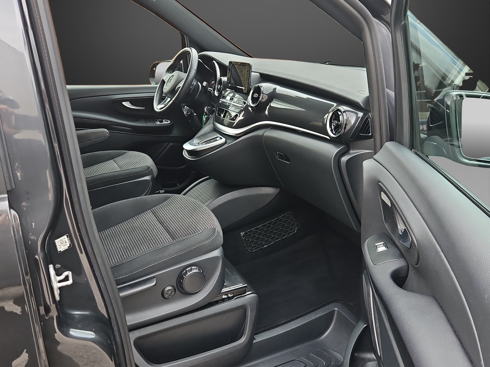 MERCEDES-BENZ V 220 d Trend kompakt 4Matic 9G-Tronic-image-10