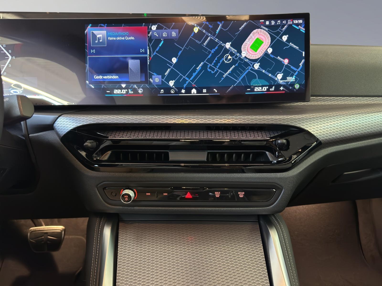 BMW M440i xDrive Coupé-image-11