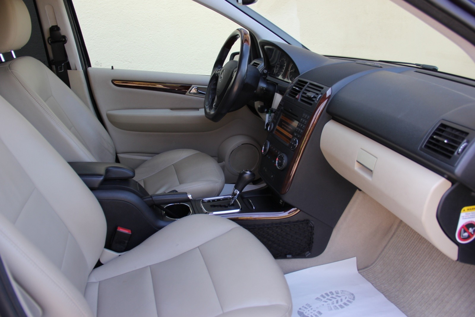 MERCEDES-BENZ A 200 Elégance Autotronic-image-13