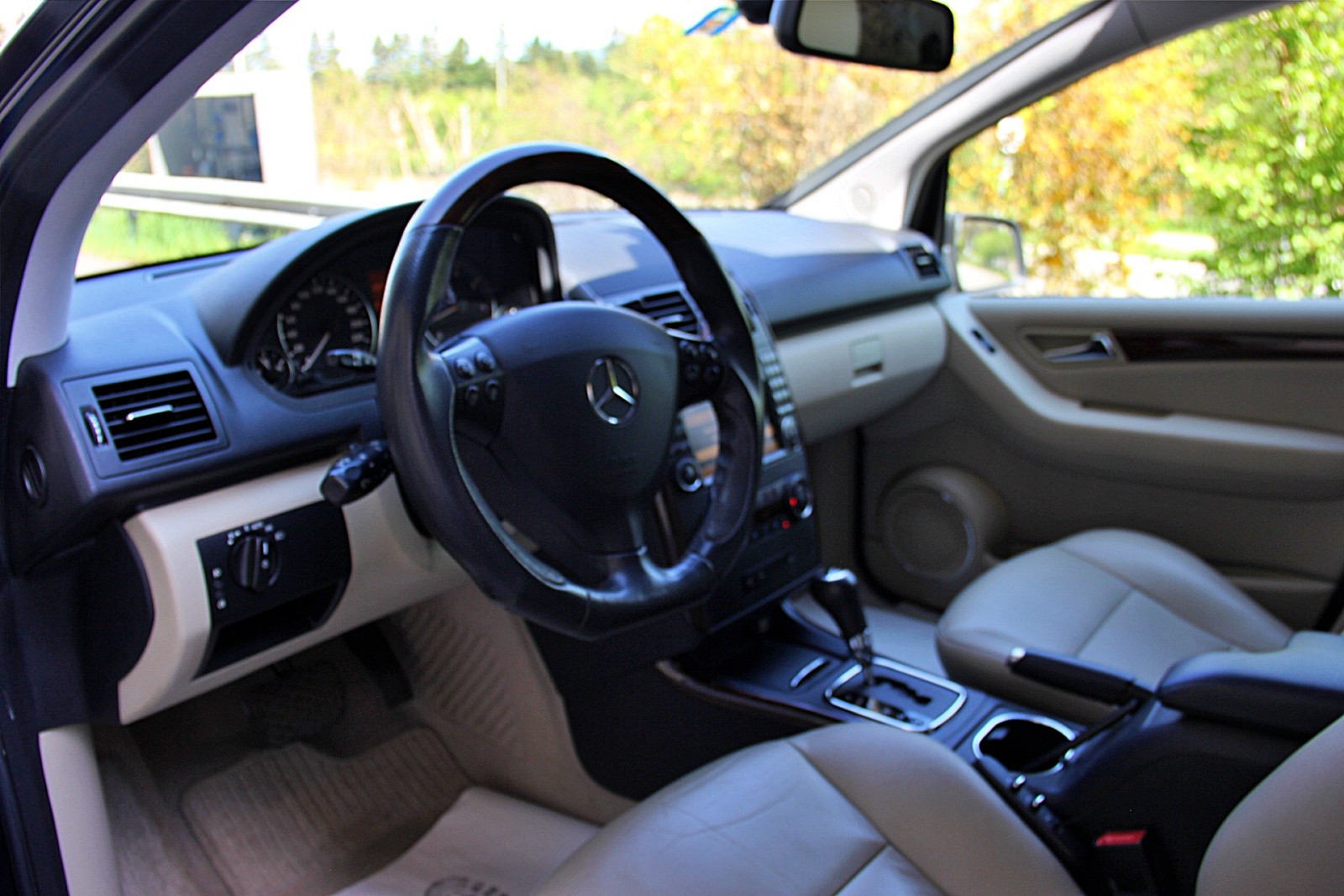 MERCEDES-BENZ A 200 Elégance Autotronic-image-8