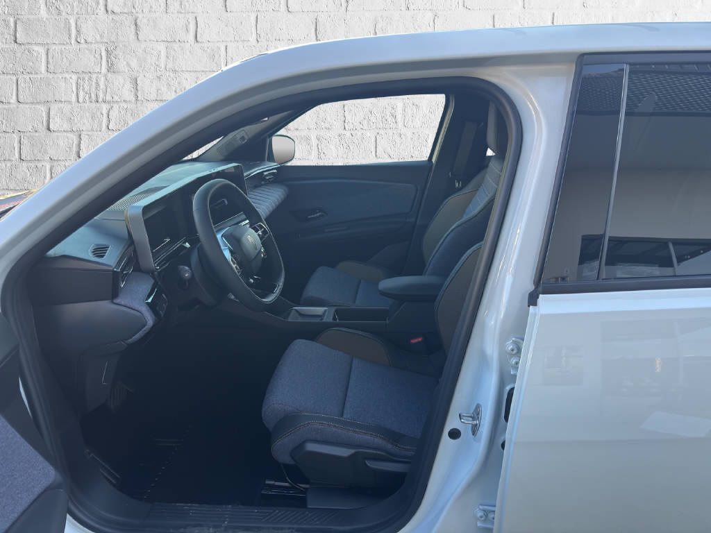 RENAULT R5 E-Tech Comfort Range techno-image-5