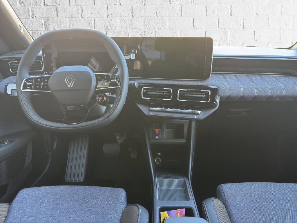 RENAULT R5 E-Tech Comfort Range techno-image-7