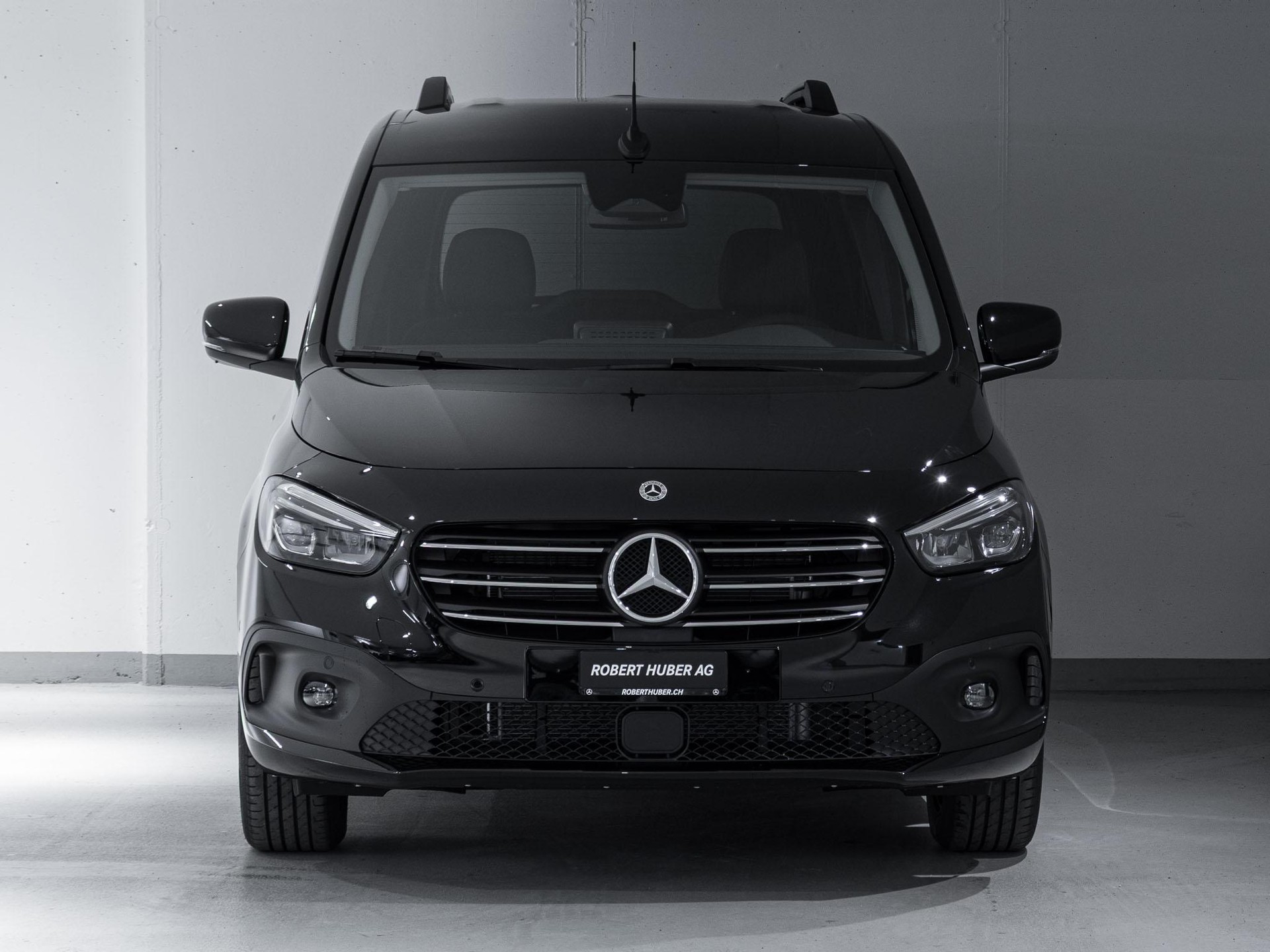 MERCEDES-BENZ T 180 d PROGRESSIVE Standard-image-2