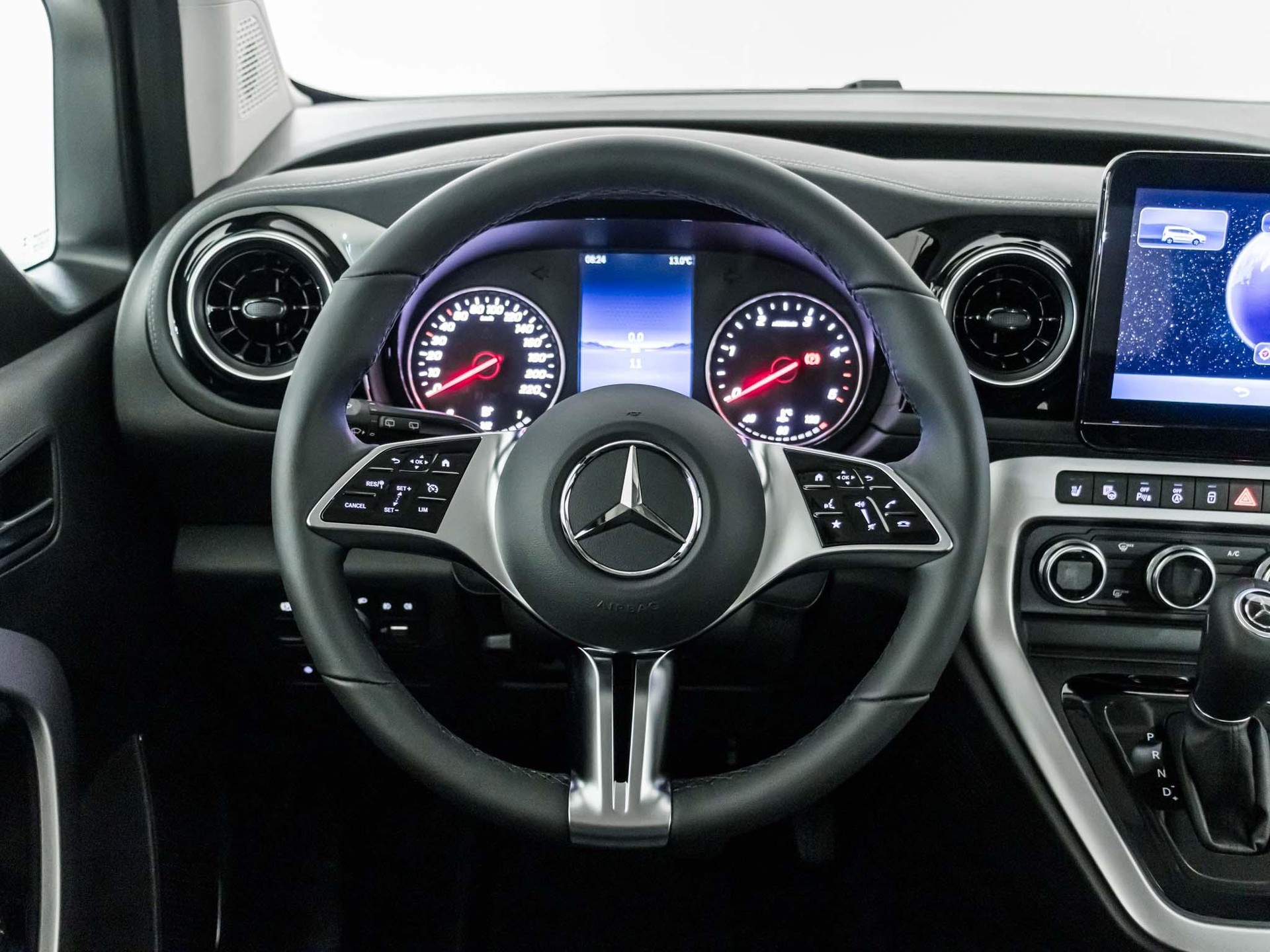 MERCEDES-BENZ T 180 d PROGRESSIVE Standard-image-9