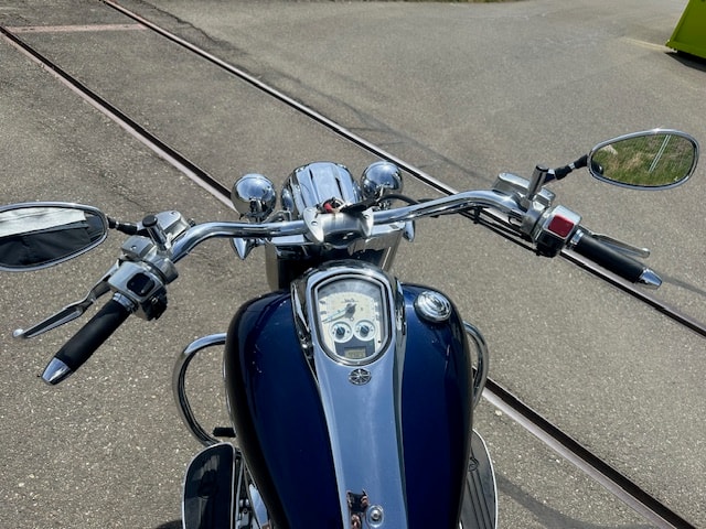 YAMAHA XV 1900 Midnight Star-showroom-element-1