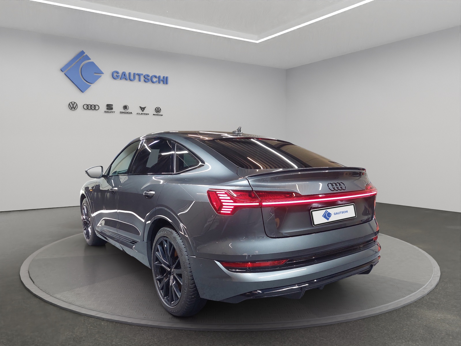 AUDI e-tron 55 Sportback S Line Black Edition quattro-image-2