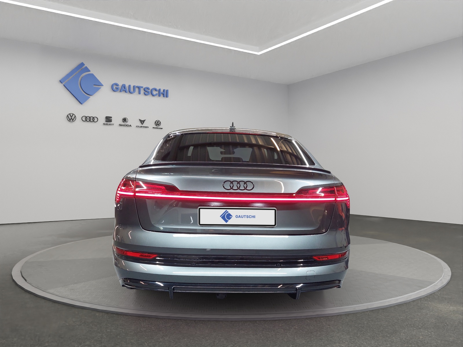 AUDI e-tron 55 Sportback S Line Black Edition quattro-image-3