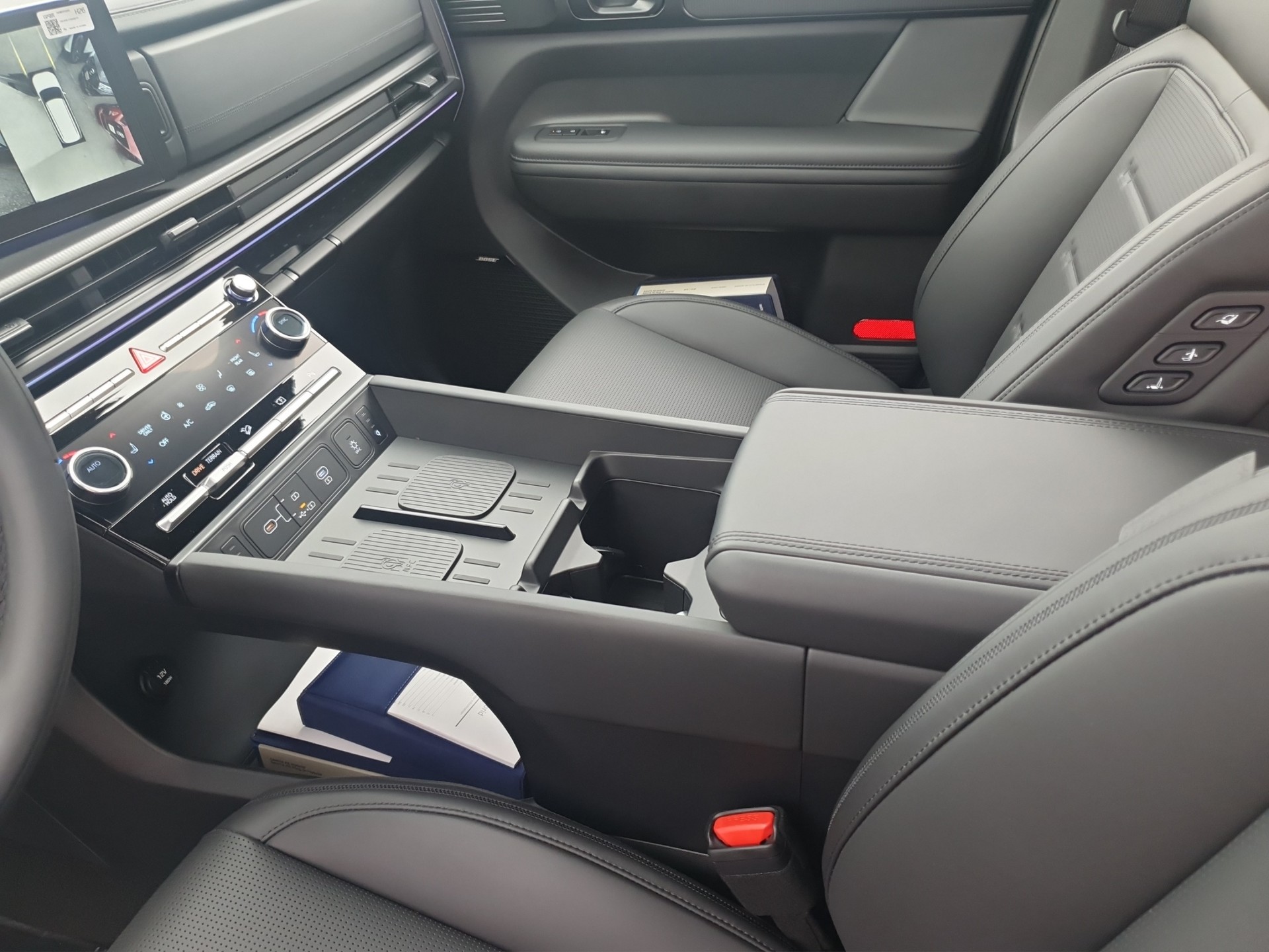 HYUNDAI Santa Fe 1.6 HEV ALL-NEW Calligraphy 7pl.-image-9