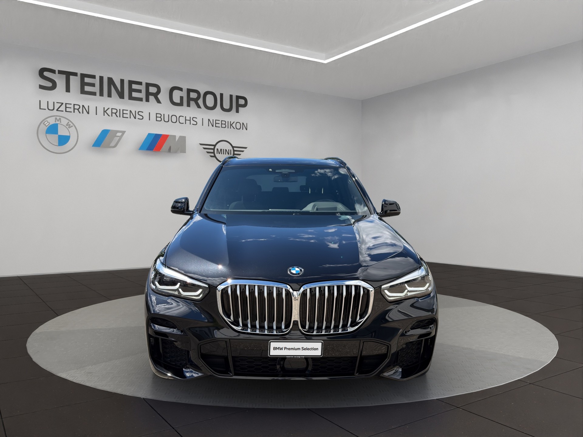BMW X5 xDrive 48V 30d M Sport Steptronic-showroom-element-1