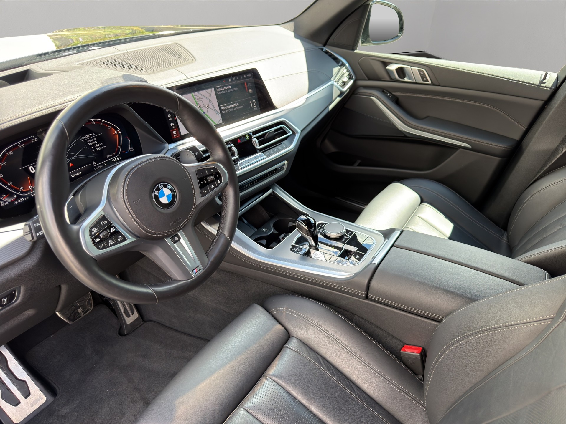 BMW X5 xDrive 48V 30d M Sport Steptronic-image-10