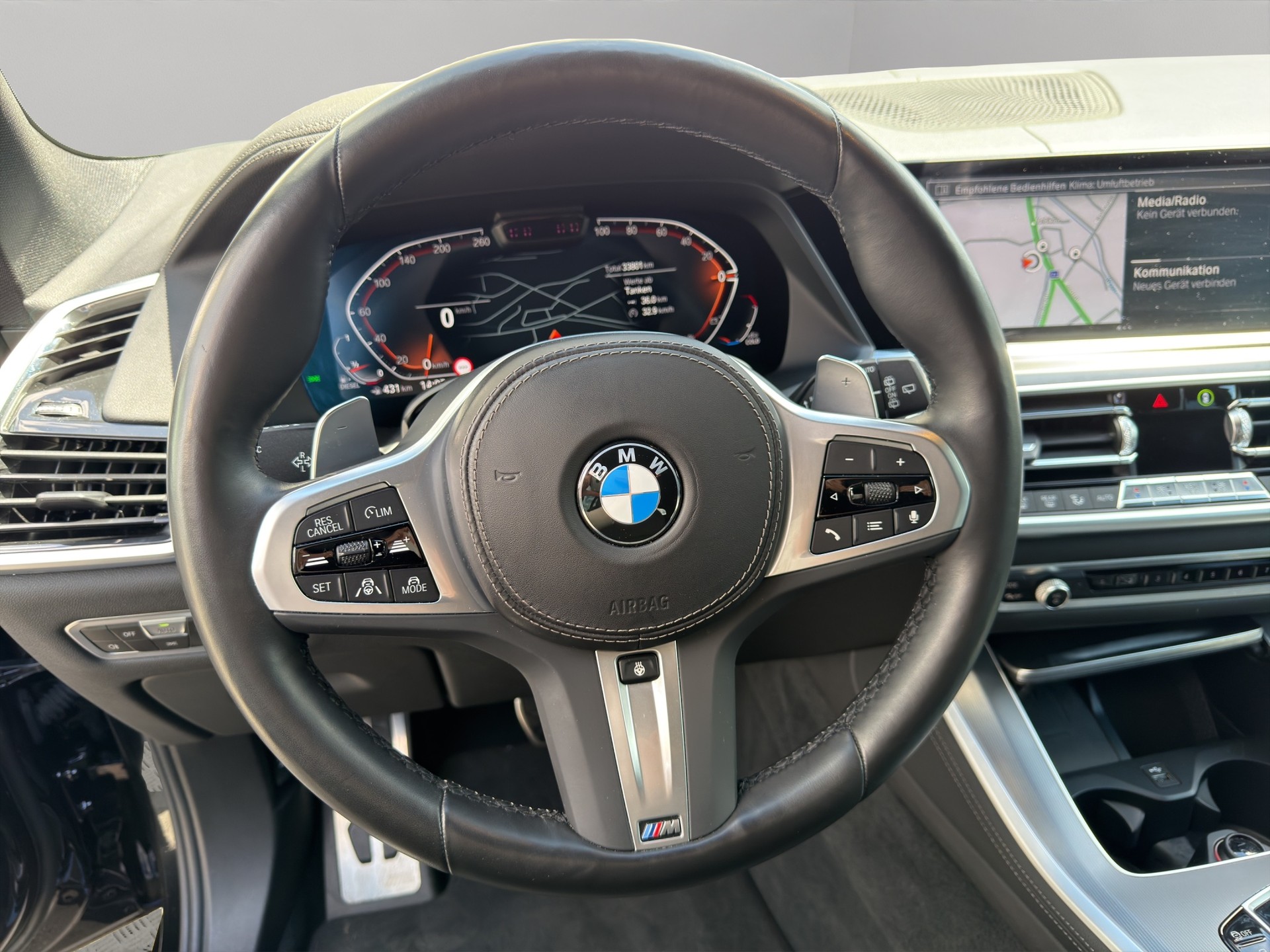 BMW X5 xDrive 48V 30d M Sport Steptronic-image-11