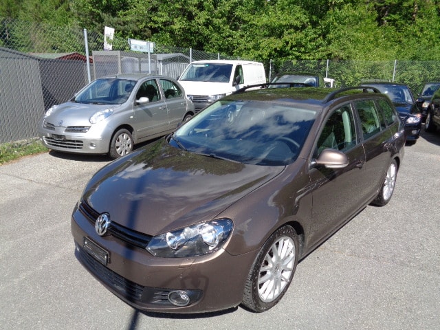 VW Golf Variant 1.6 TDI Comfortline 4Motion-image-8