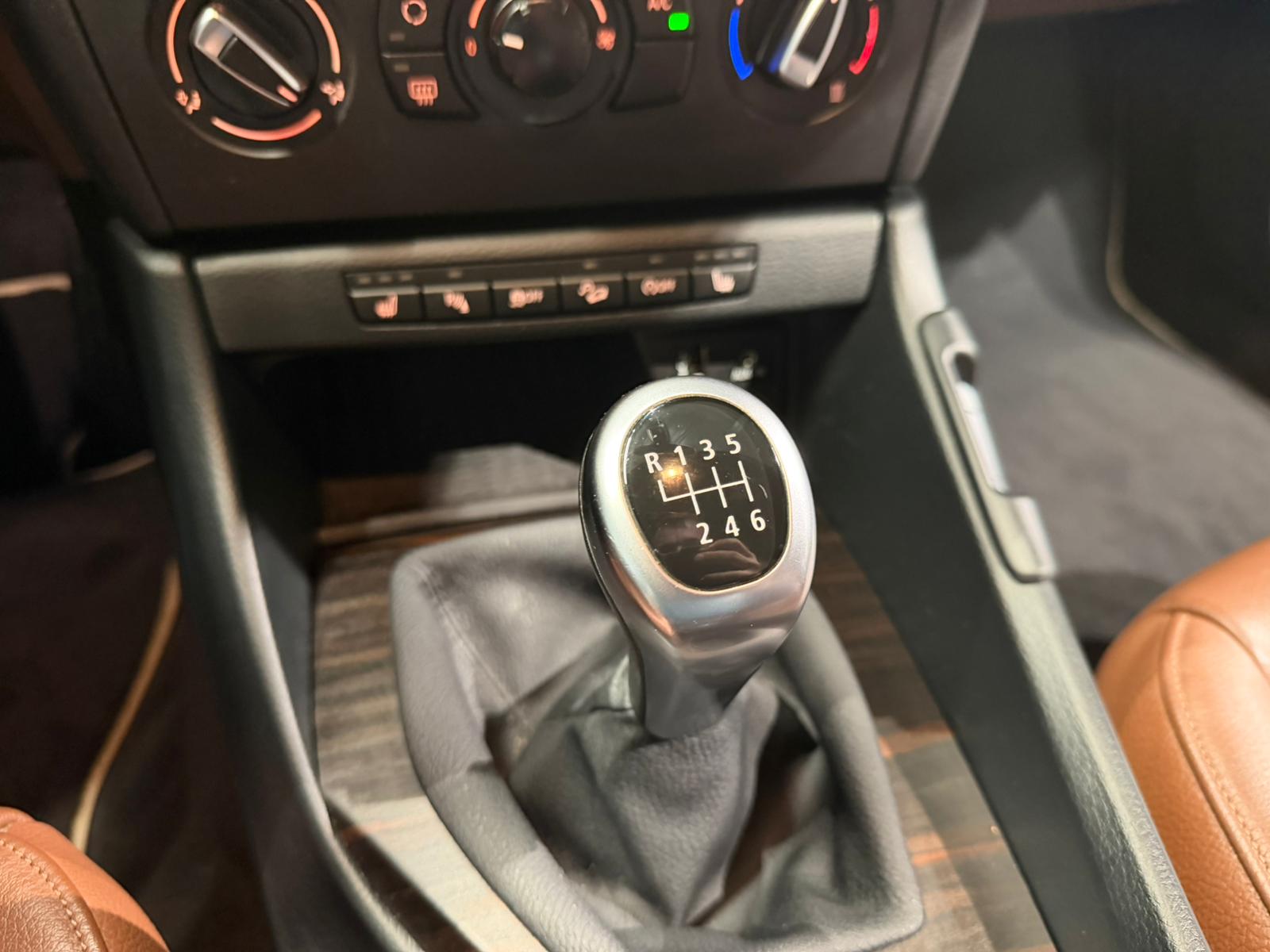 BMW X1 xDrive 20i-image-21