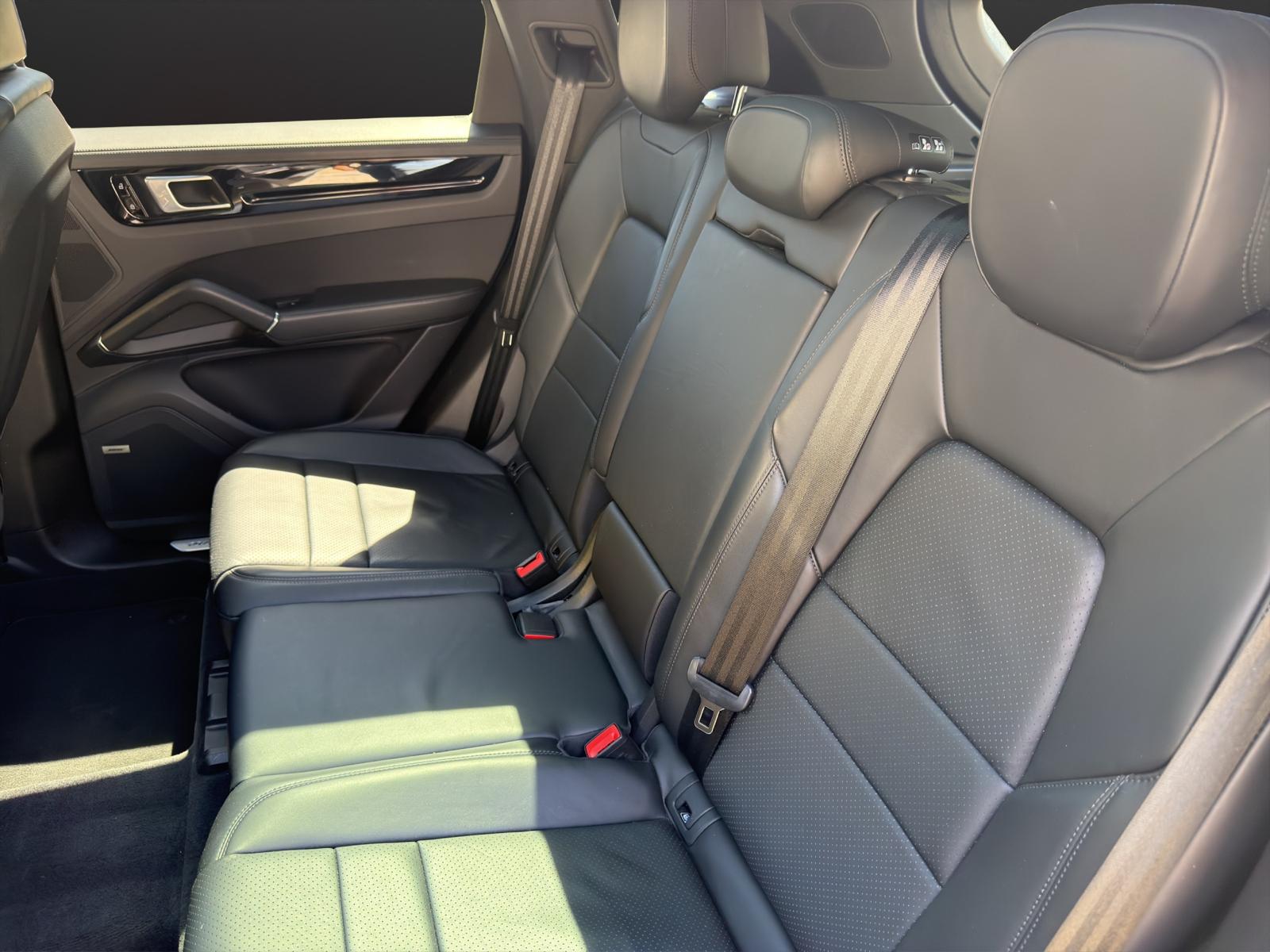 PORSCHE Cayenne S-image-11