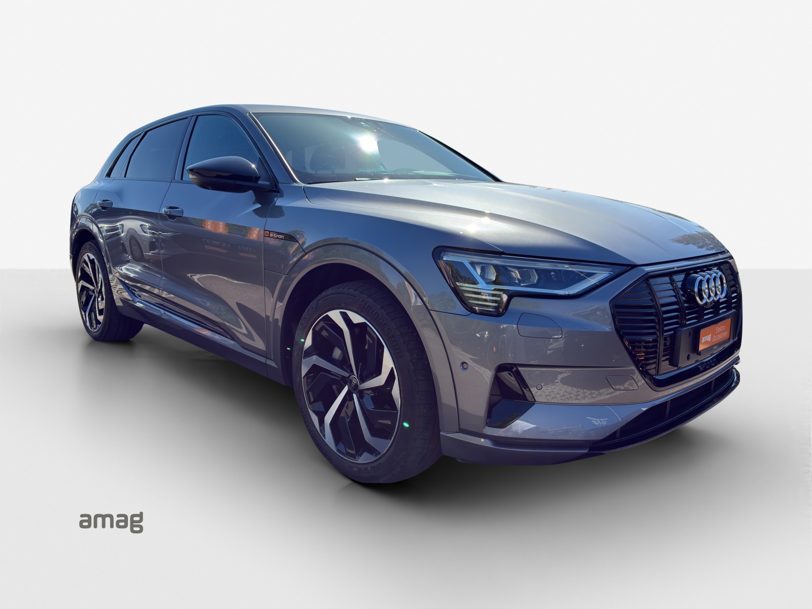 AUDI e-tron 55 Advanced quattro-image-5