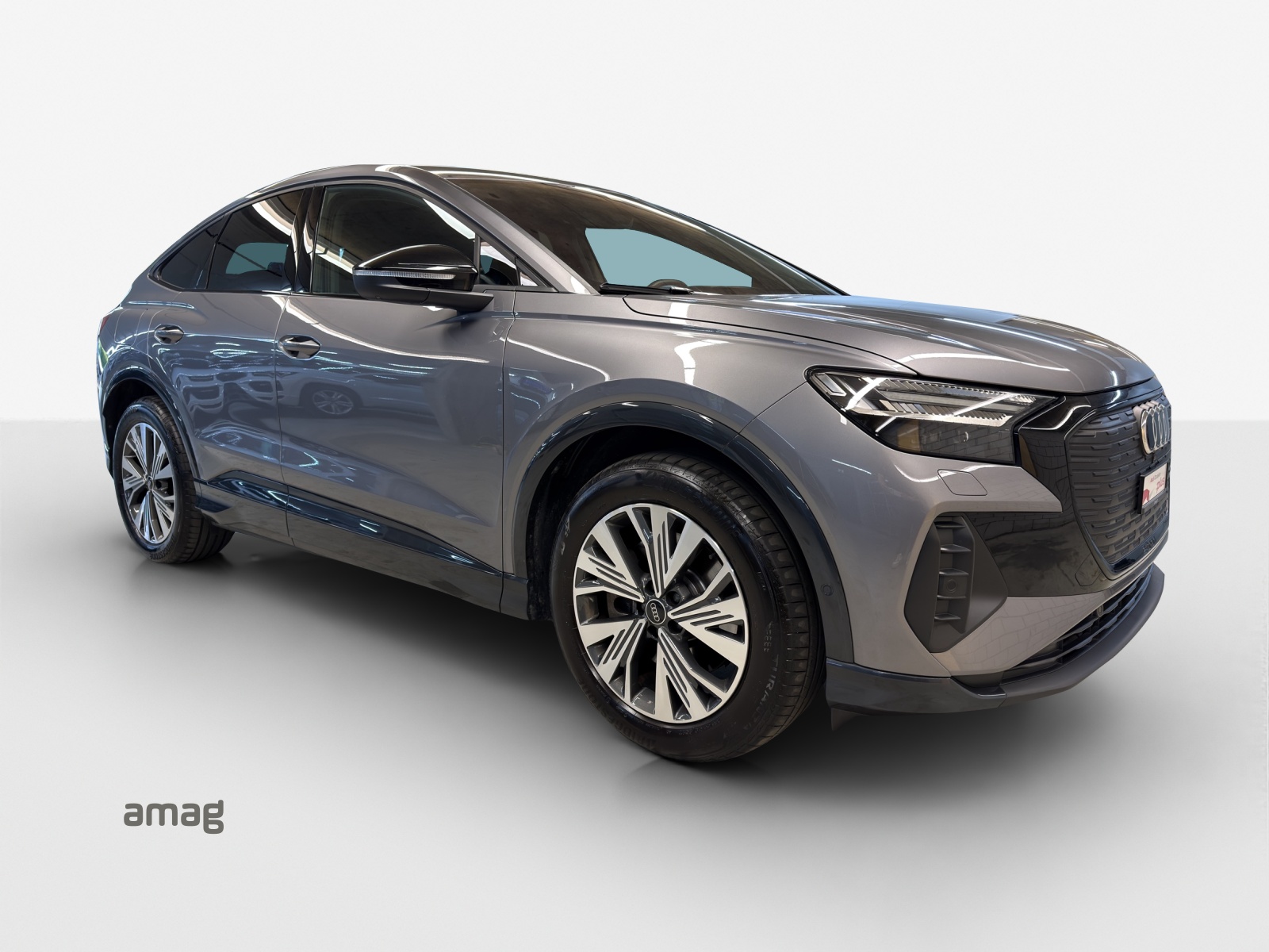 AUDI Q4 Sportback e-tron 45 quattro-image-6