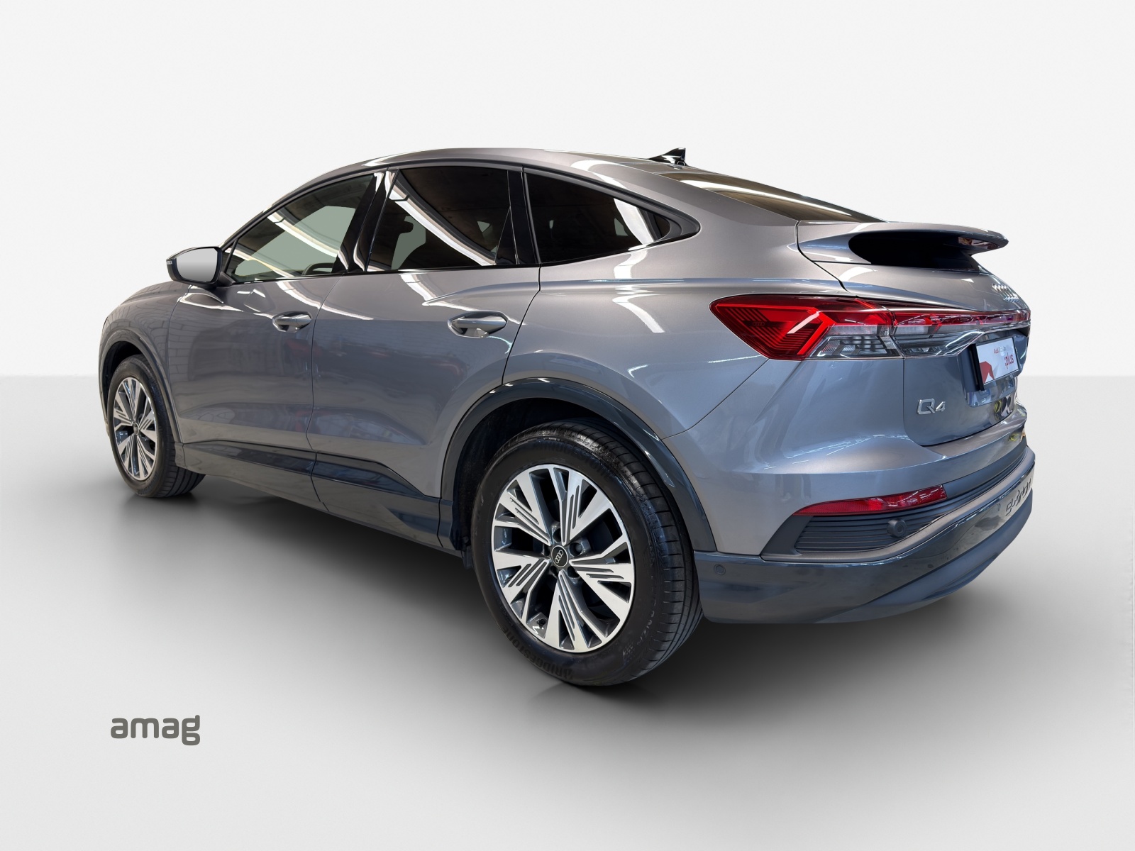 AUDI Q4 Sportback e-tron 45 quattro-image-2