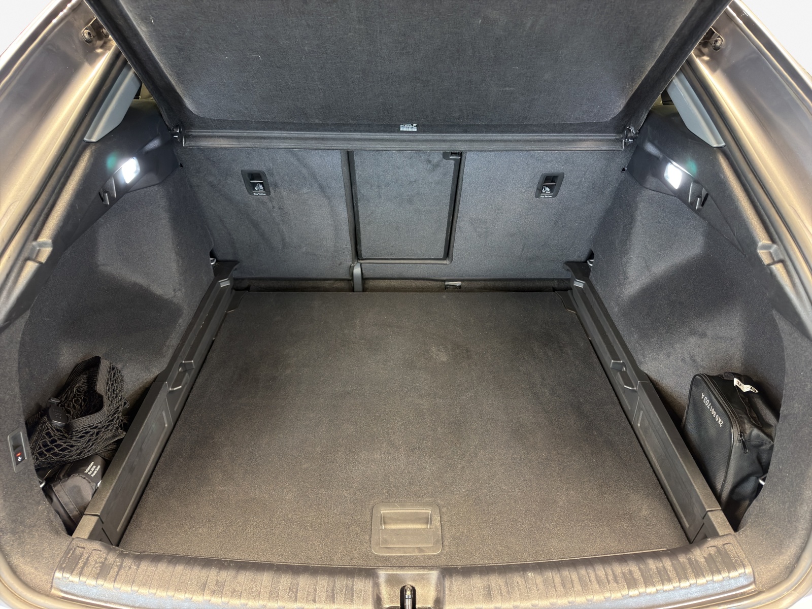 AUDI Q4 Sportback e-tron 45 quattro-image-13