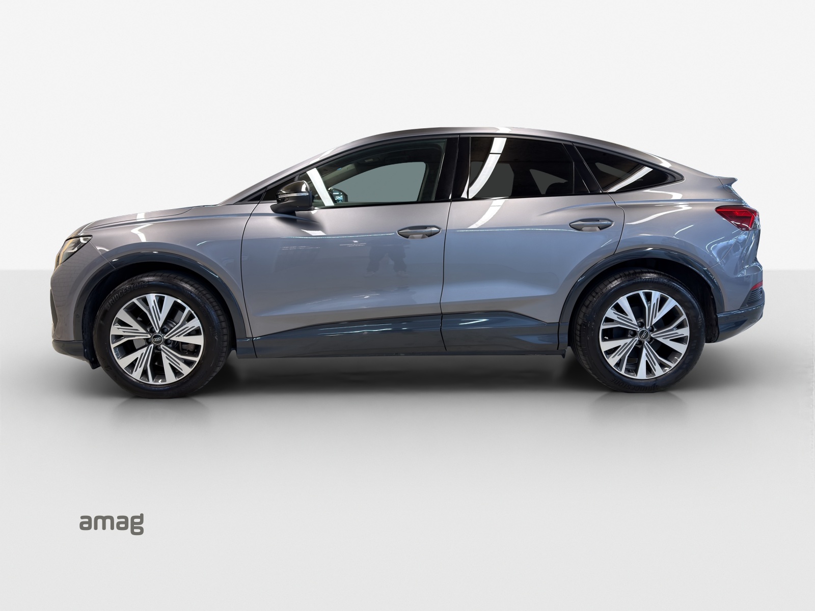 AUDI Q4 Sportback e-tron 45 quattro-image-1