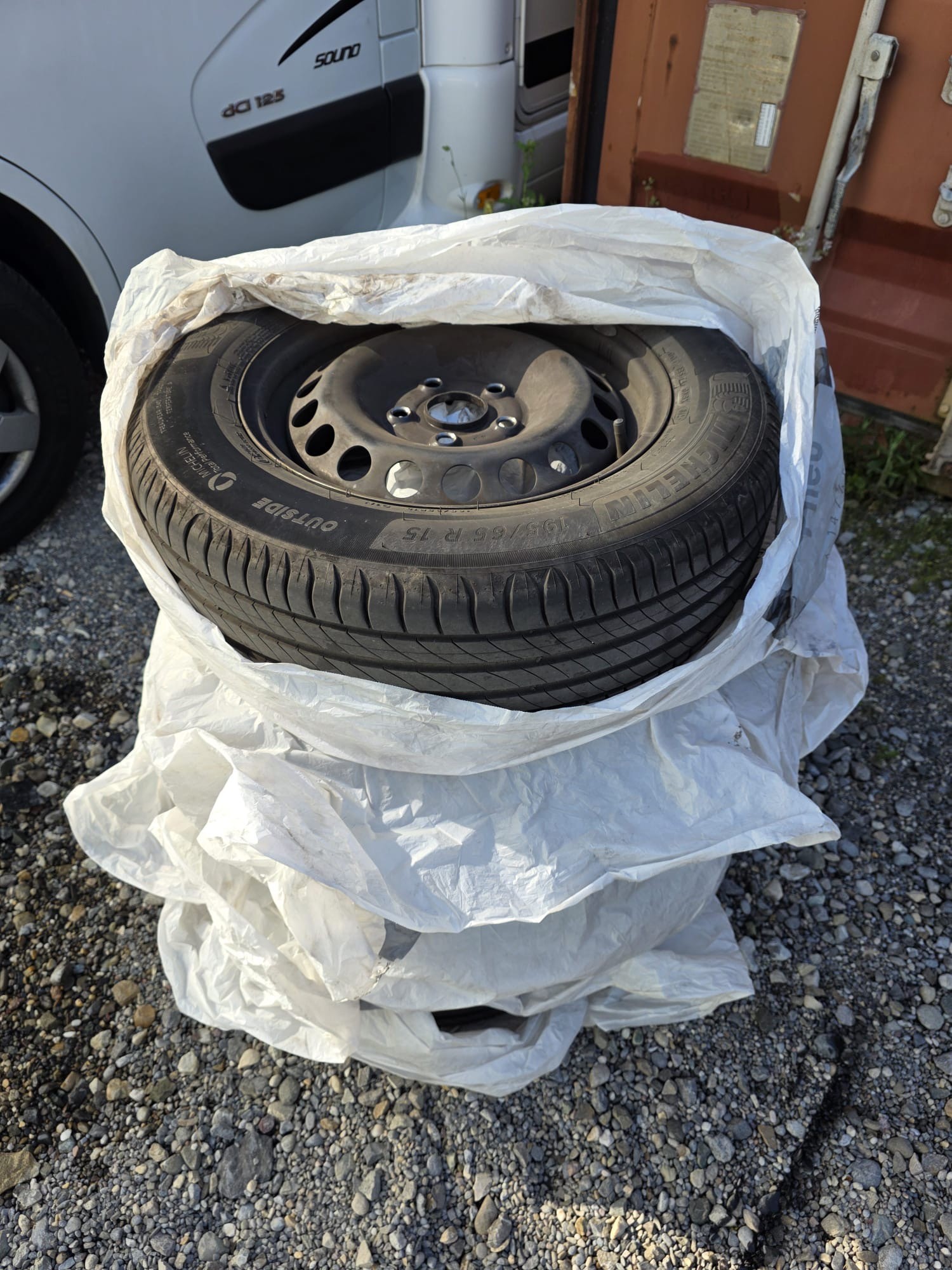 VW Touran 1.6 TDI BlueMotion Technology Highline-image-14