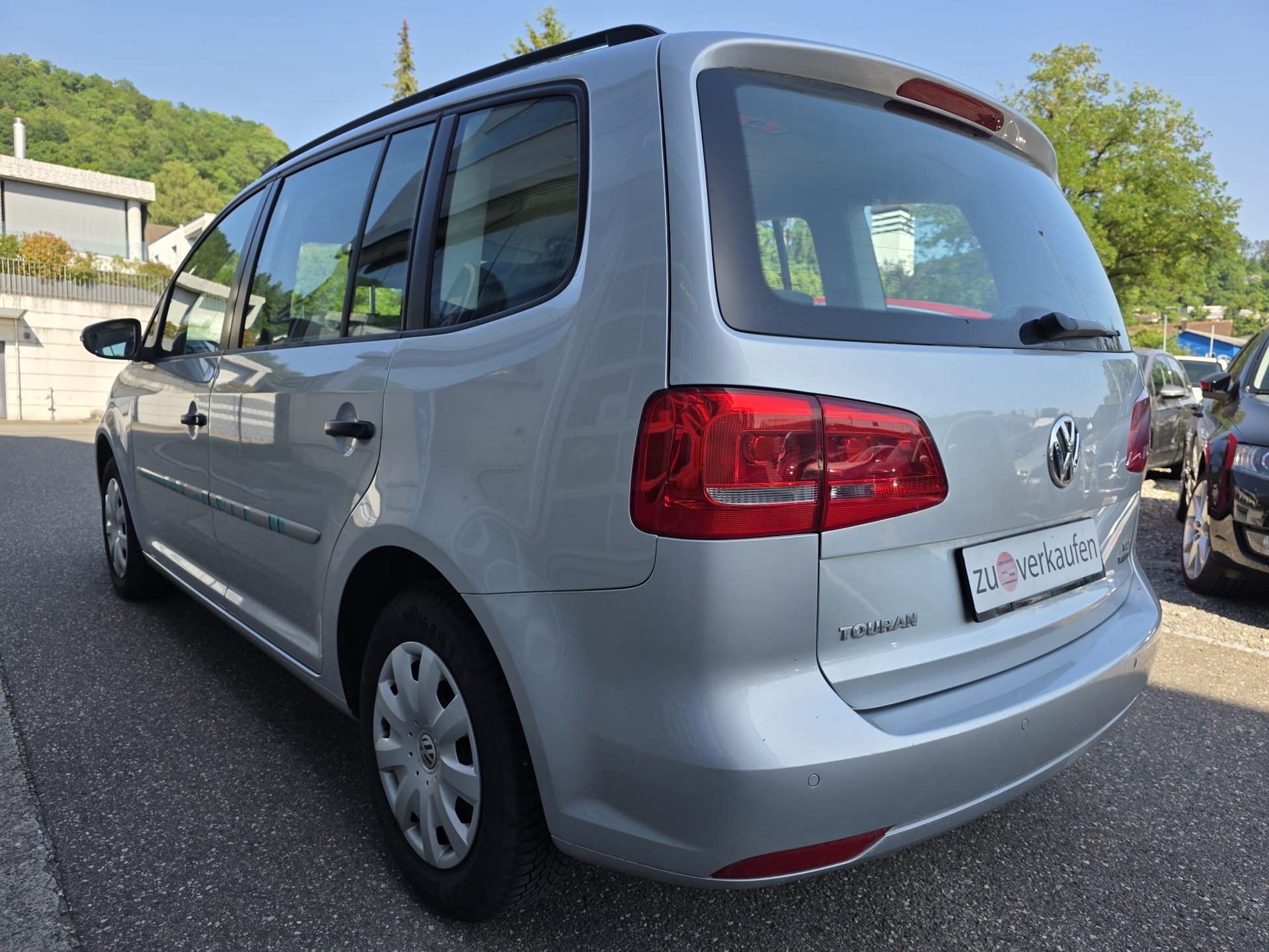 VW Touran 1.6 TDI BlueMotion Technology Highline-image-5