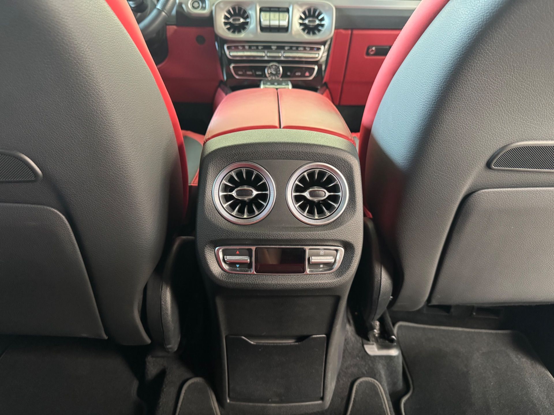 MERCEDES-BENZ G 63 AMG Speedshift Plus G-Tronic-image-29