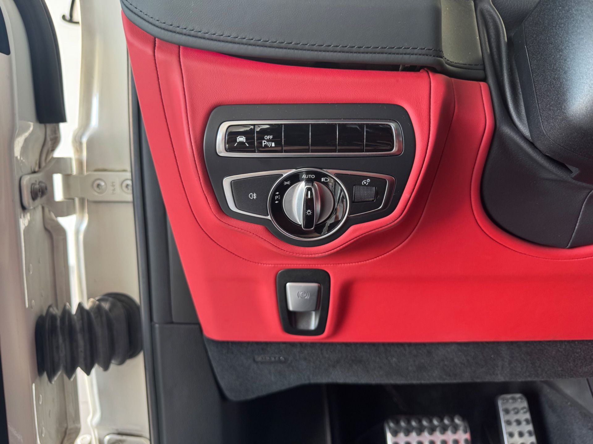 MERCEDES-BENZ G 63 AMG Speedshift Plus G-Tronic-image-25