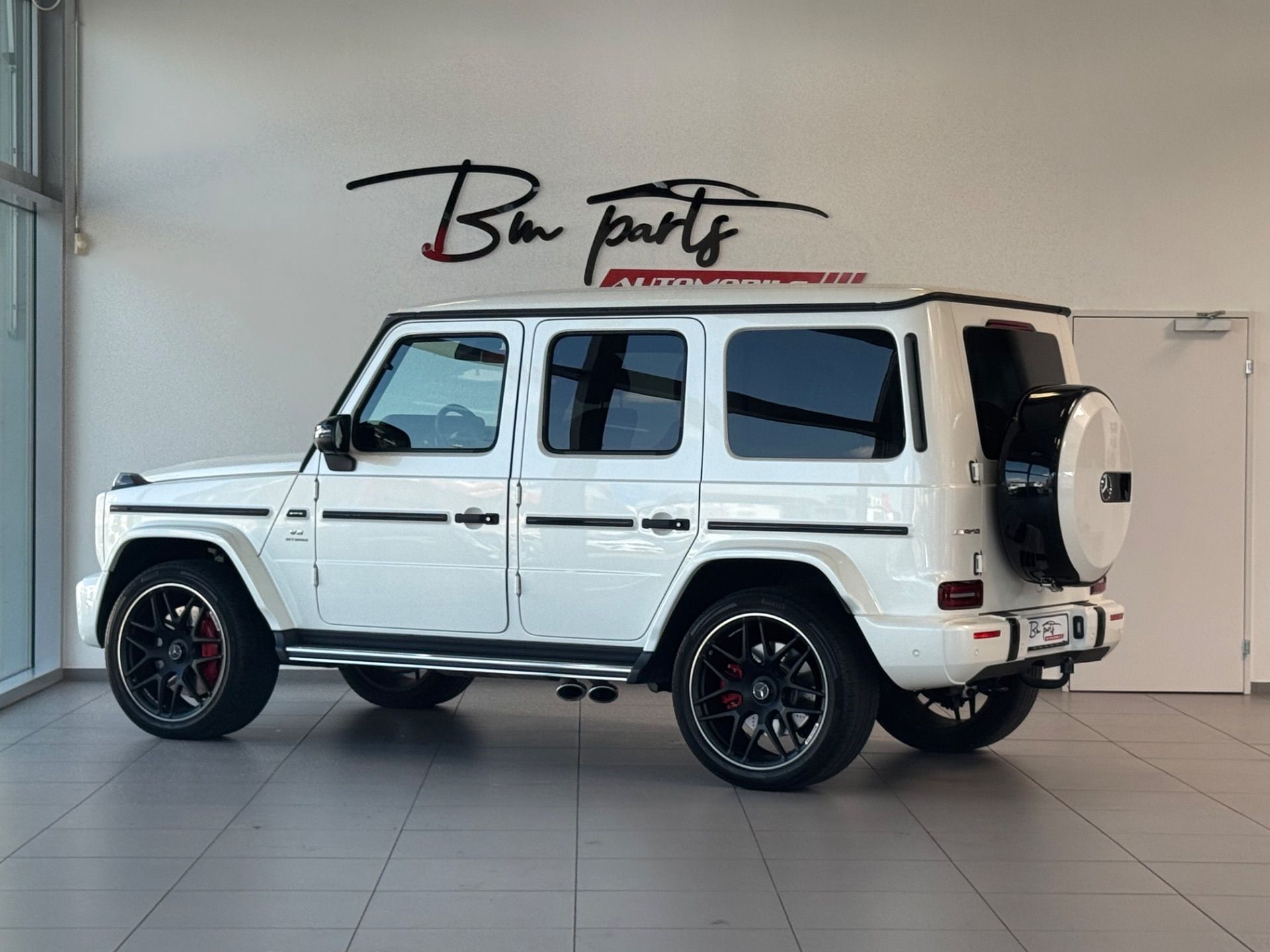 MERCEDES-BENZ G 63 AMG Speedshift Plus G-Tronic-showroom-element-3