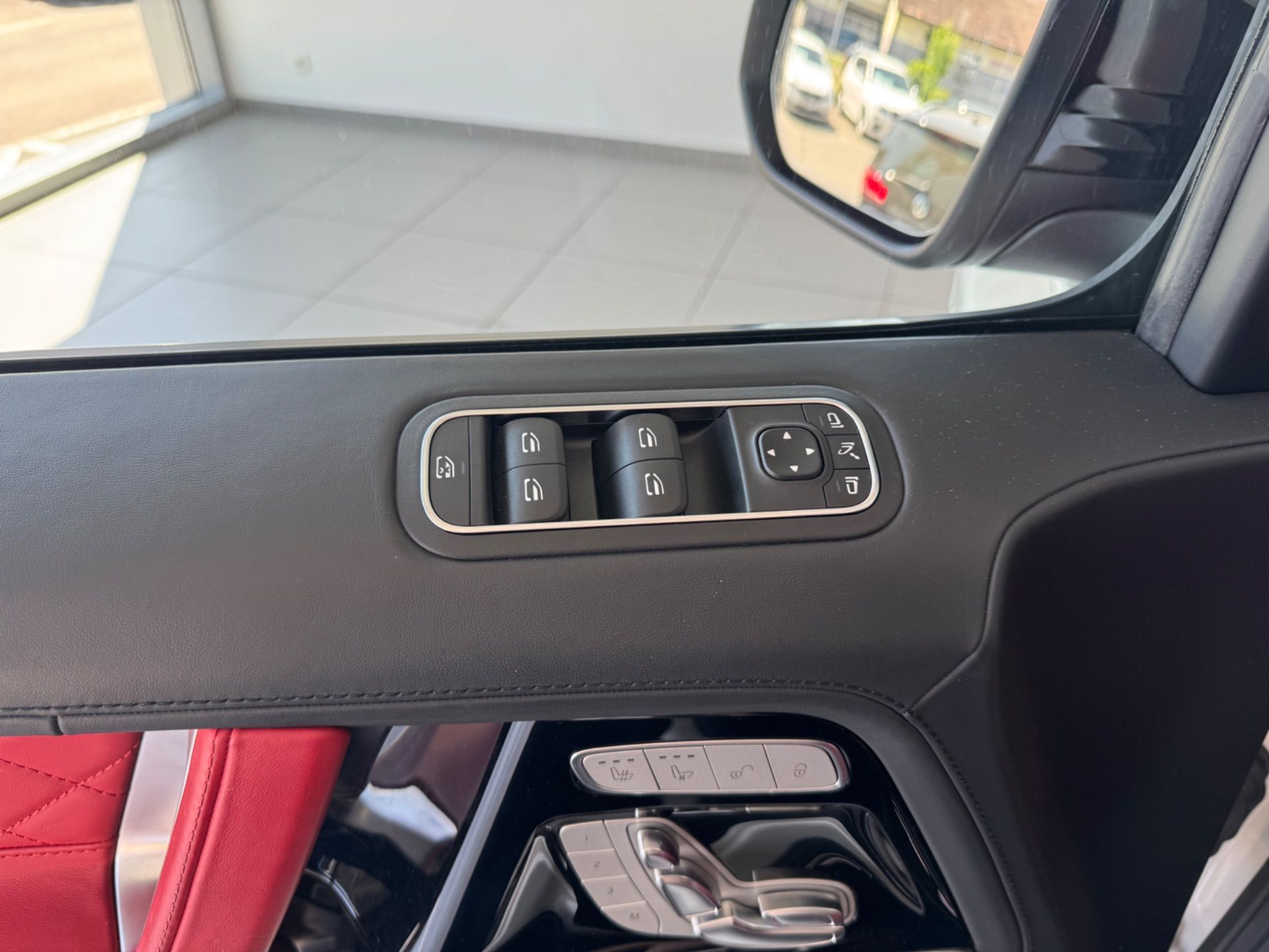 MERCEDES-BENZ G 63 AMG Speedshift Plus G-Tronic-image-24