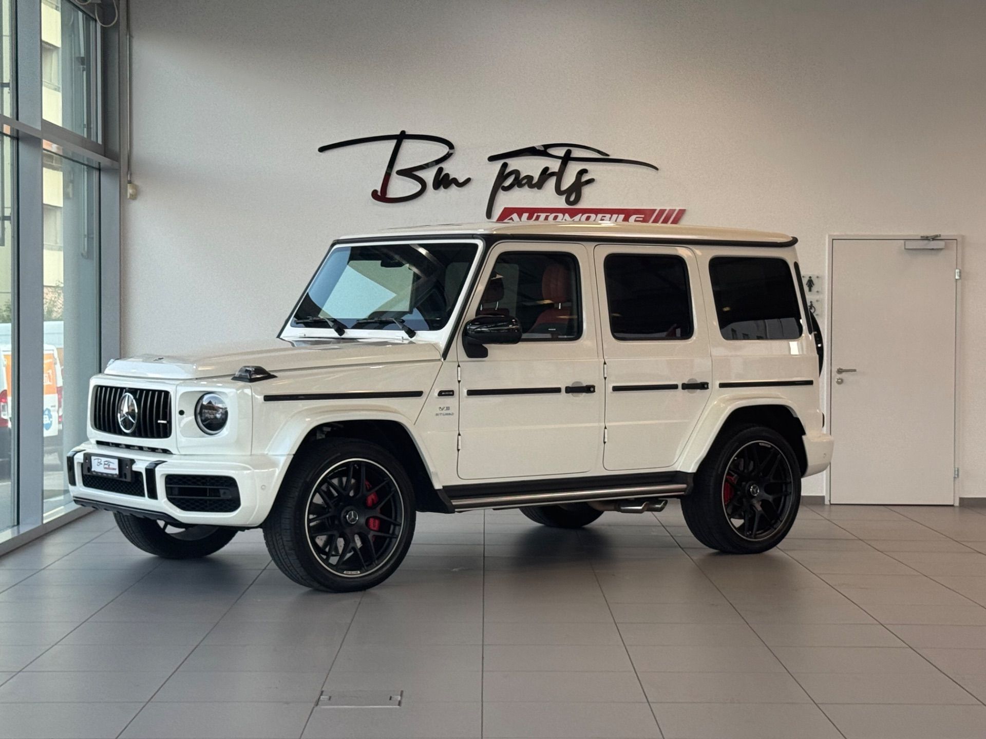 MERCEDES-BENZ G 63 AMG Speedshift Plus G-Tronic-showroom-element-1