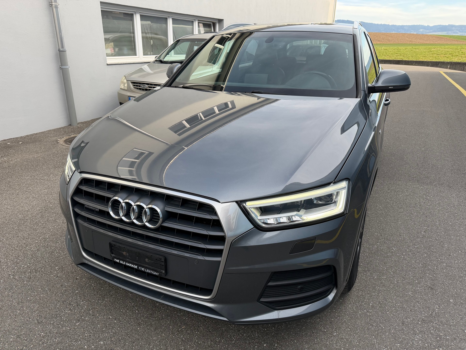 AUDI Q3 2.0 TDI sport quattro S-tronic
