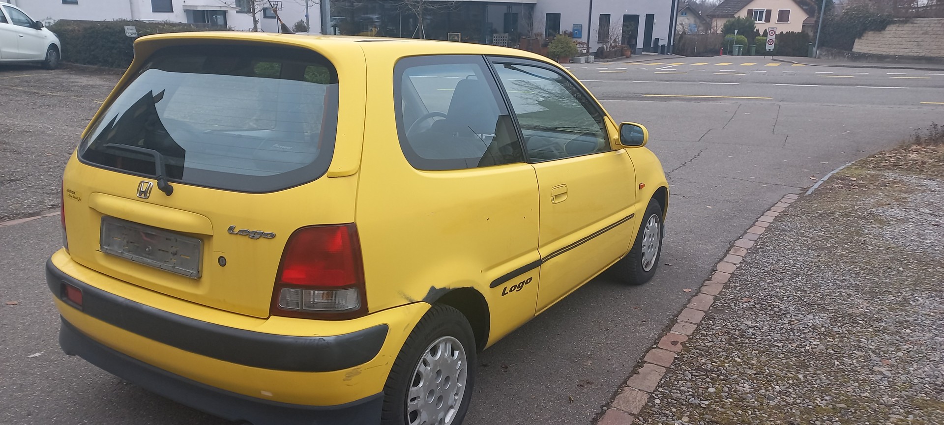 HONDA Logo 1.3i LS-image-4