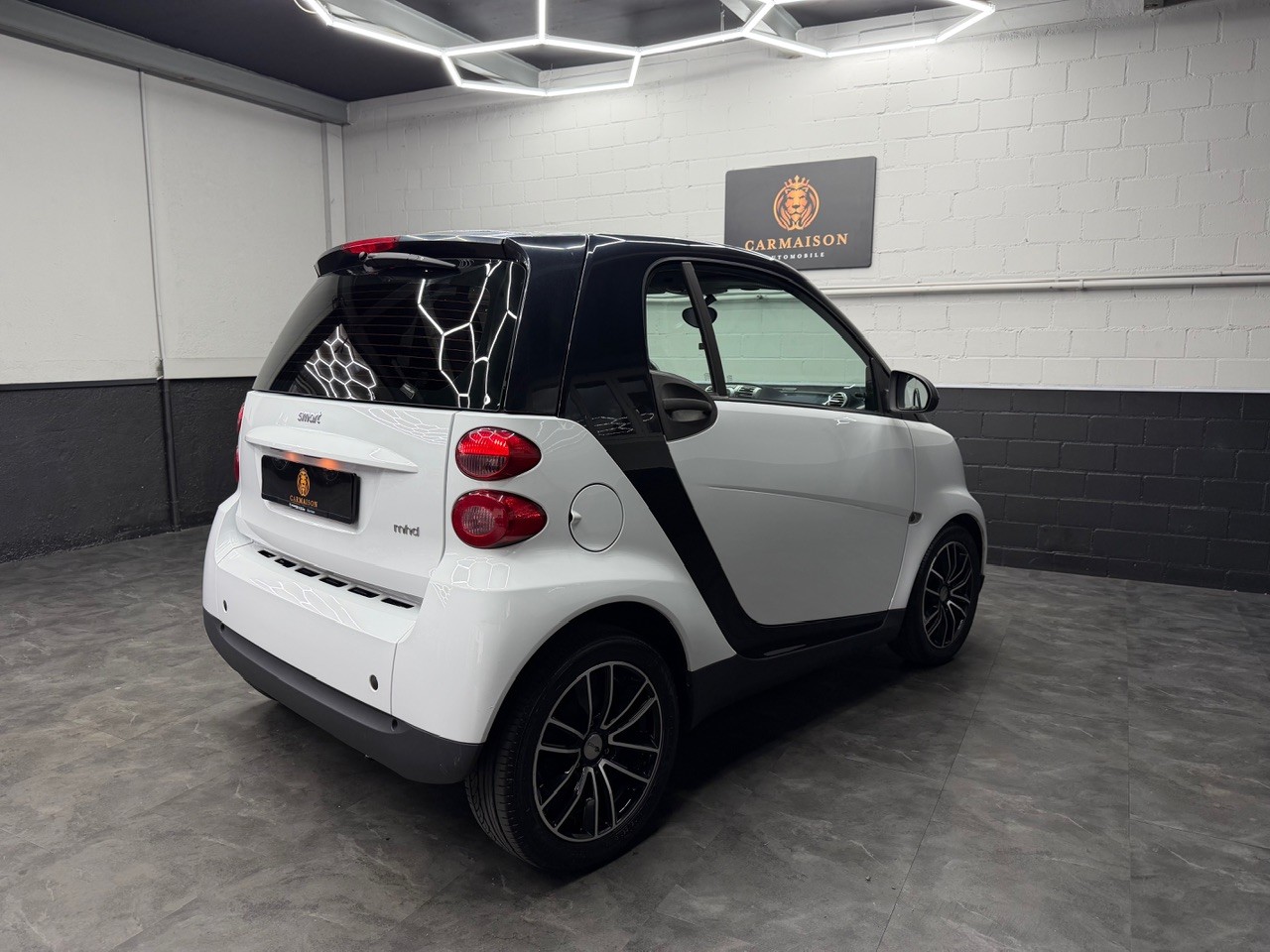 SMART fortwo black & white limited mhd softouch | Frisch ab MFK & Service-image-7
