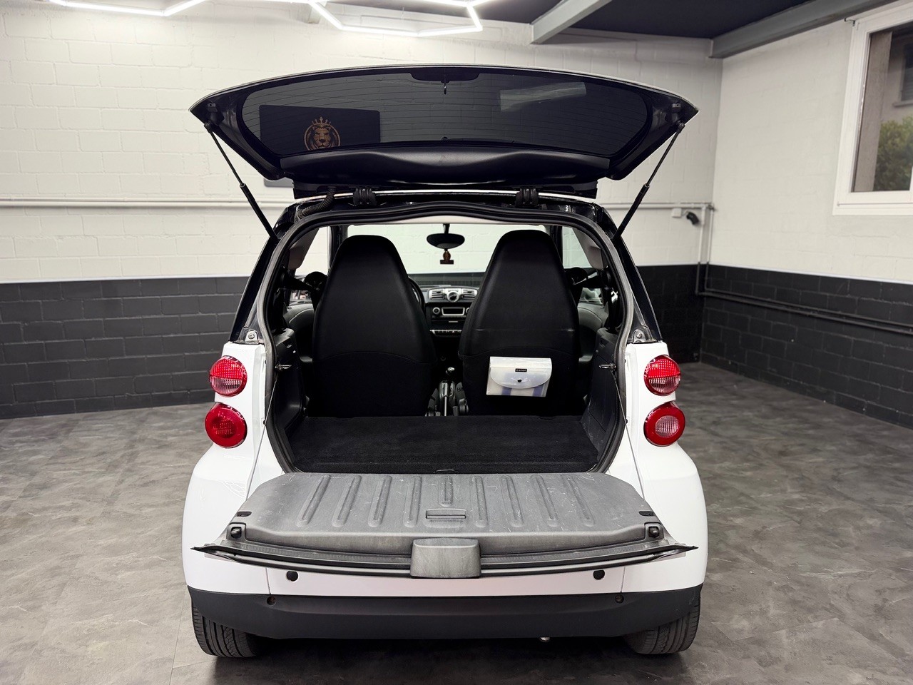 SMART fortwo black & white limited mhd softouch | Frisch ab MFK & Service-image-14