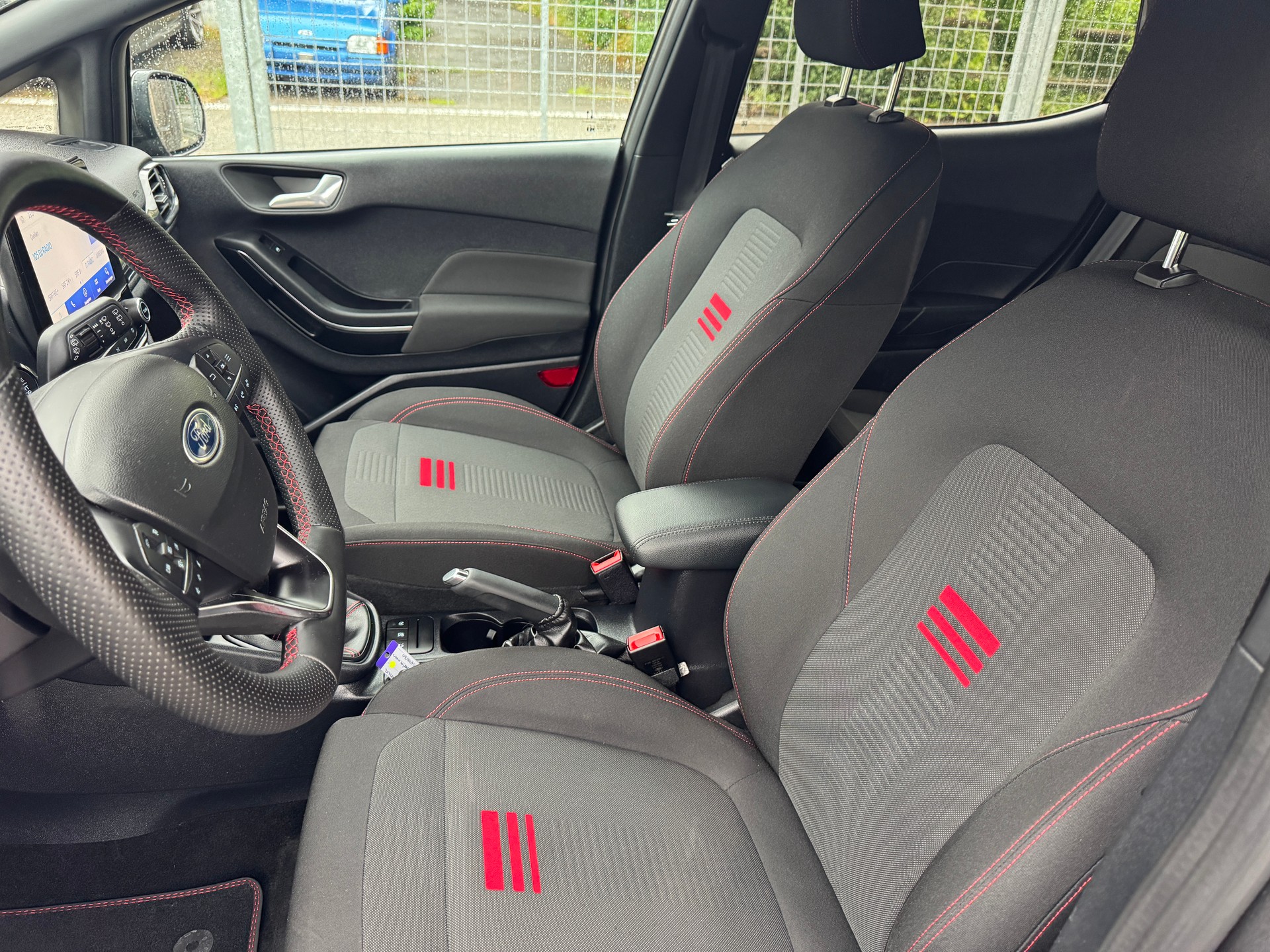 FORD Fiesta 1.0 SCTi ST Line-image-5