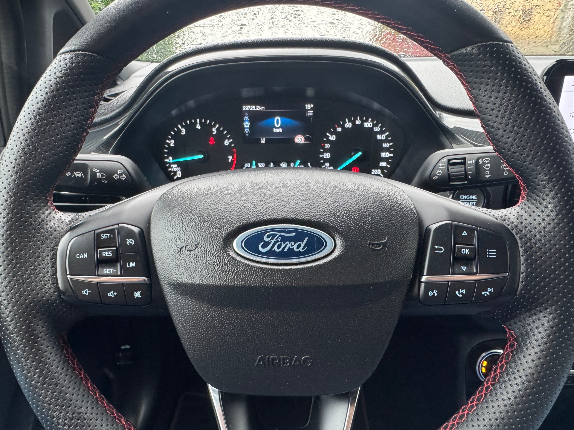 FORD Fiesta 1.0 SCTi ST Line-image-14