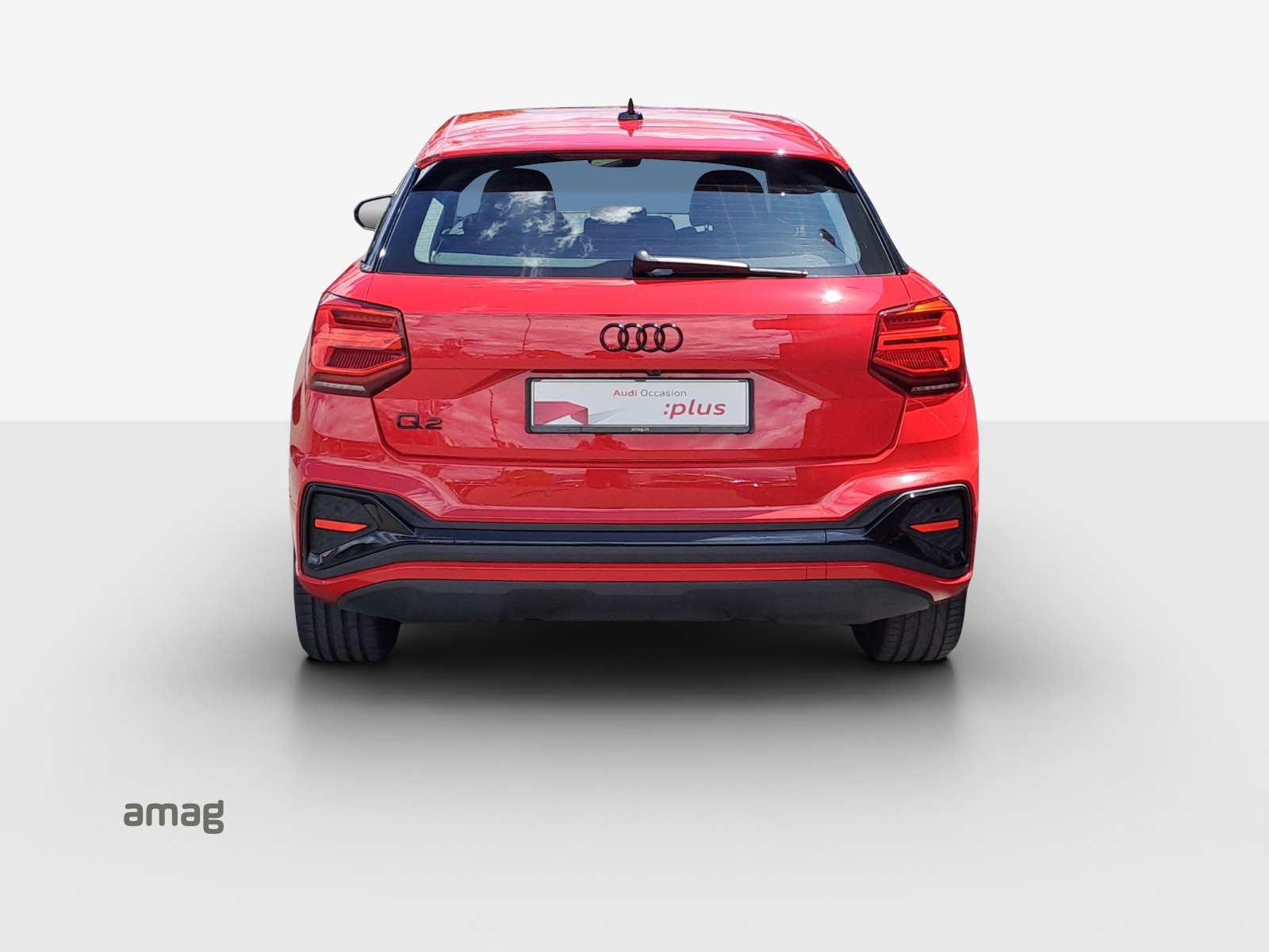 AUDI Q2 35 TFSI S line S-tronic-image-3