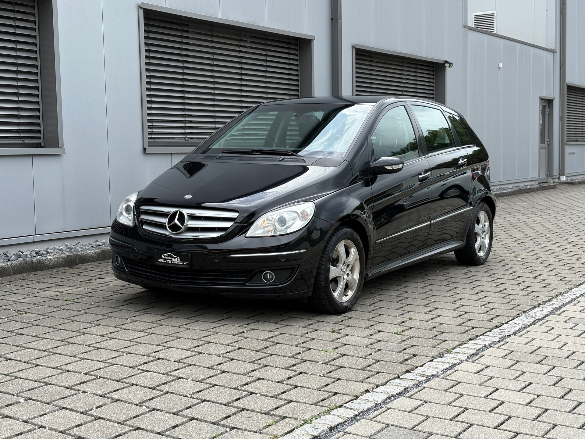 MERCEDES-BENZ B 200 T 105`569km Frisch ab MFK 08.06.2026 & Service-image-1
