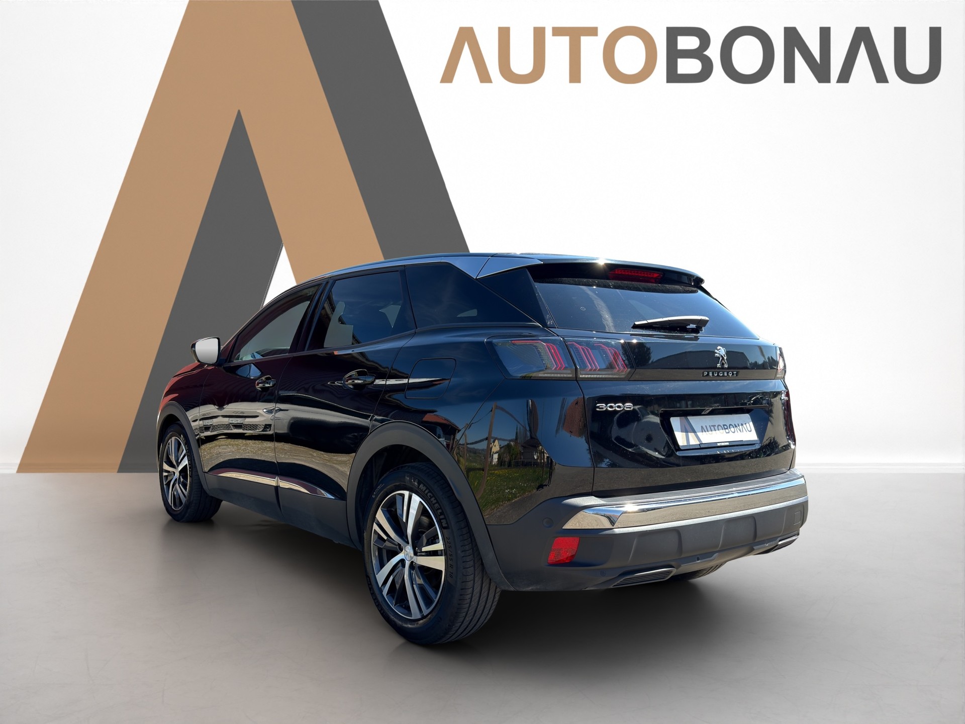 PEUGEOT 2008 1.2 Hybrid 145 Style-showroom-element-2