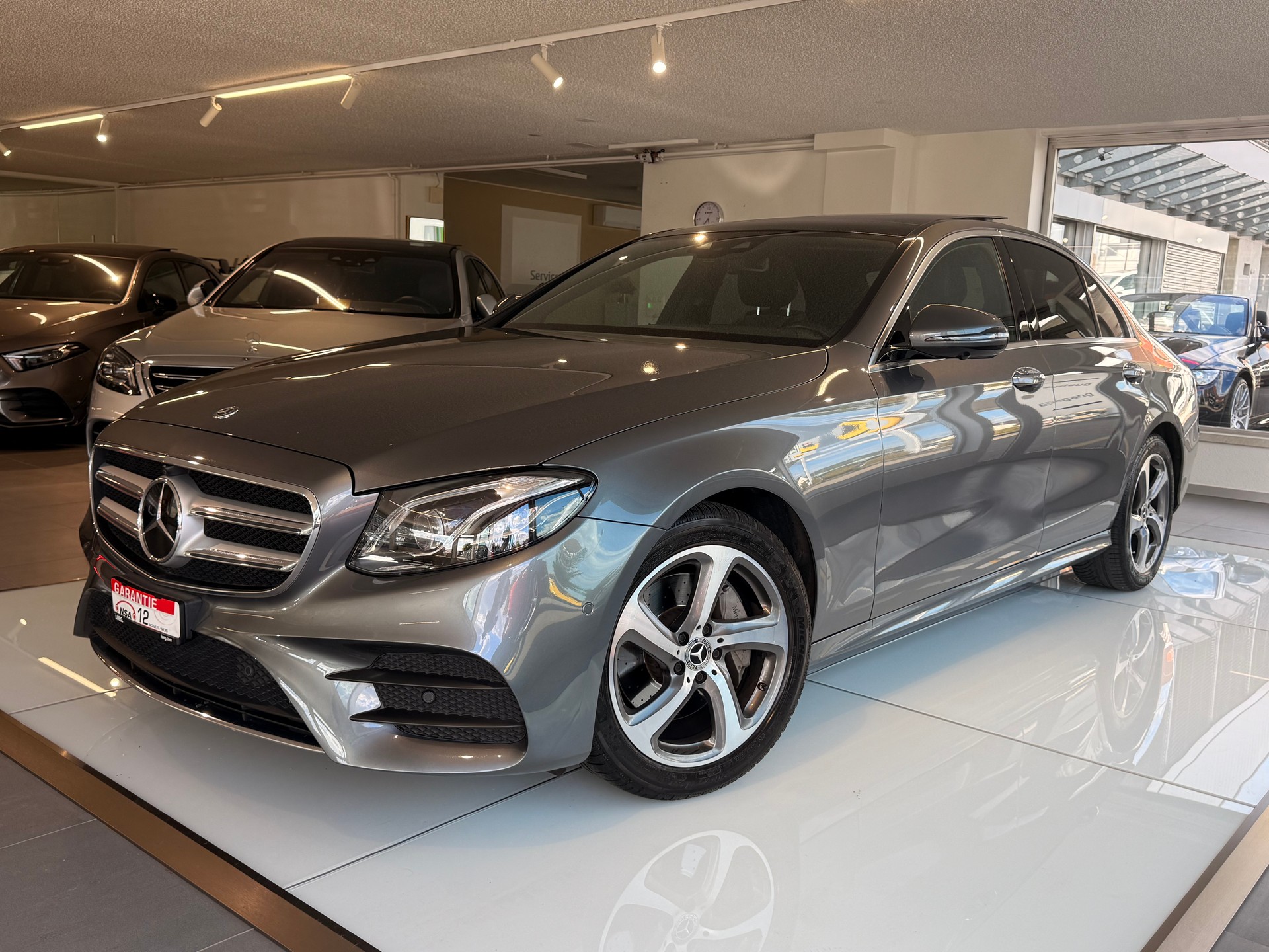 MERCEDES-BENZ E 220 d Avantgrde 4Matic 9G-Tronic-image-0