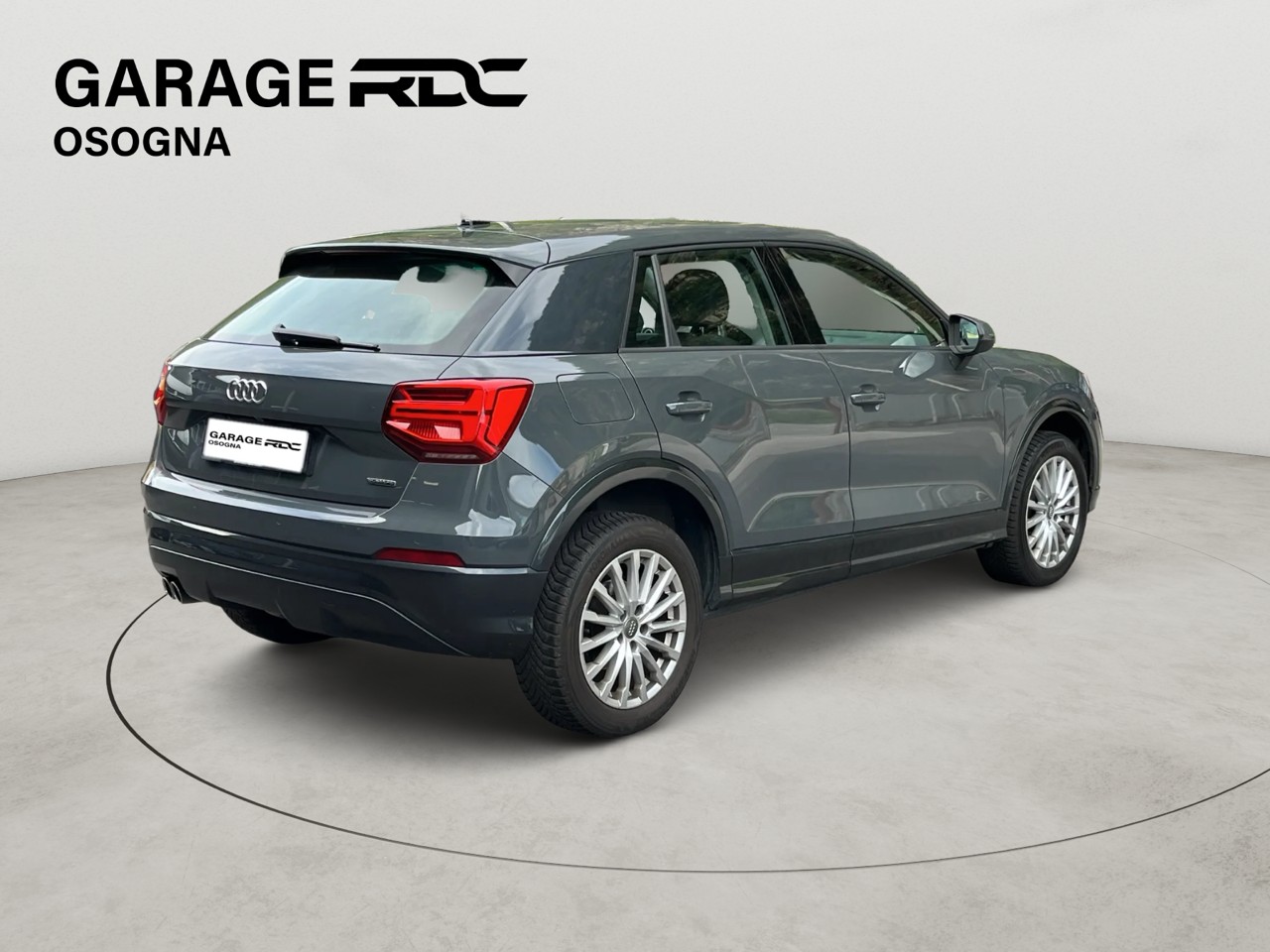 AUDI Q2 2.0 TFSI sport quattro S-tronic-image-4
