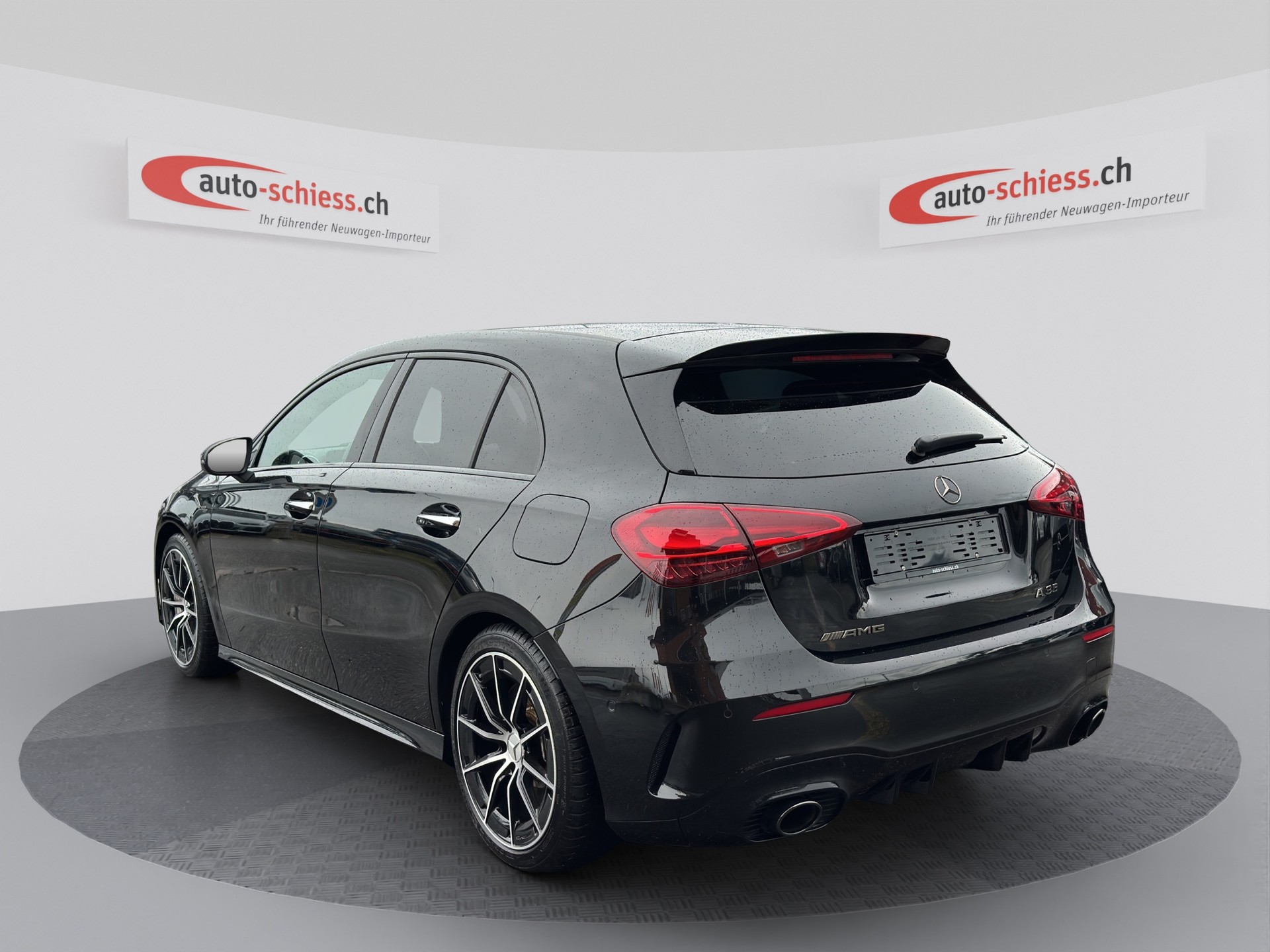 MERCEDES-BENZ A AMG 35 4Matic 8G-DCT Night-image-2