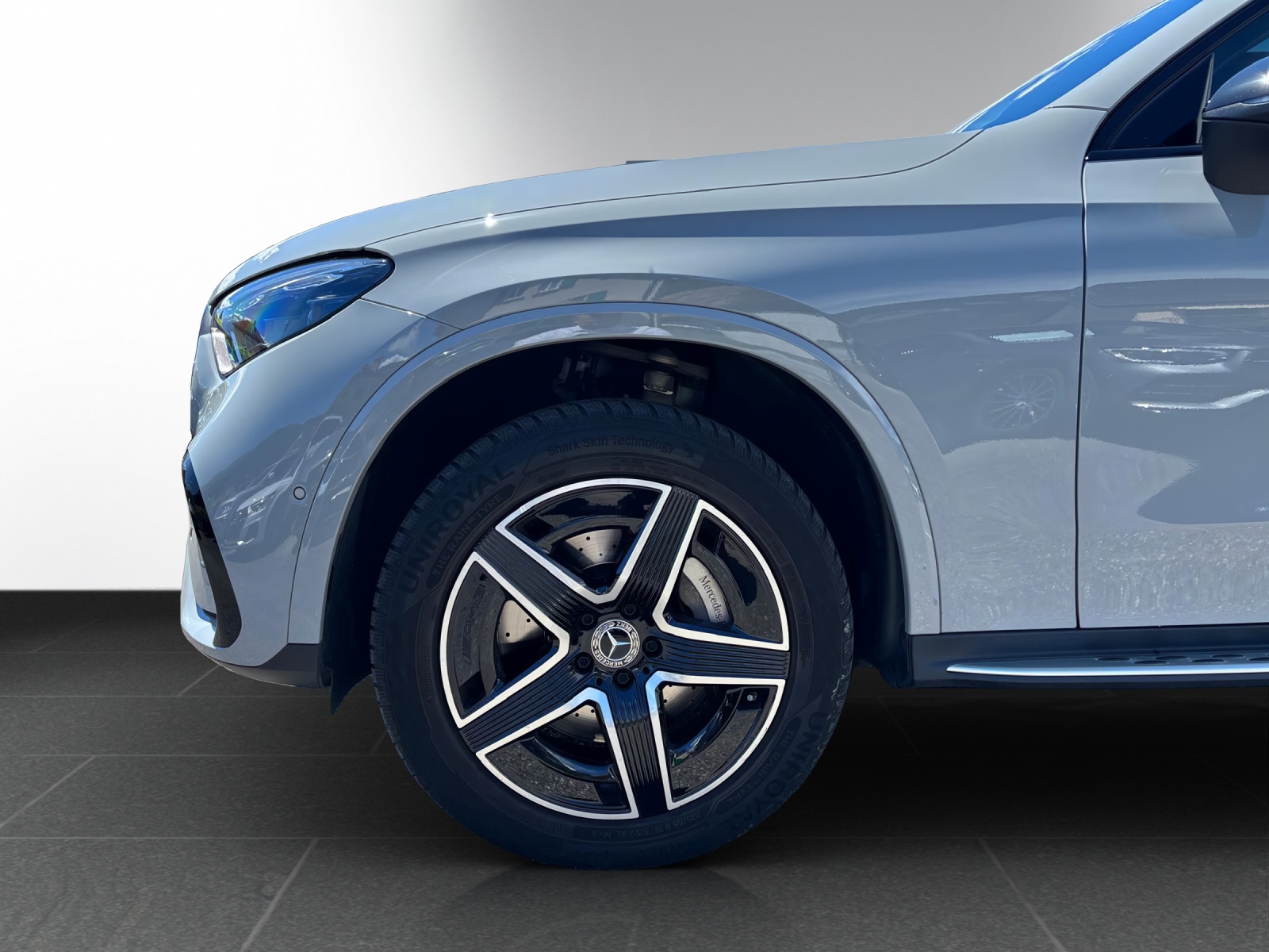 MERCEDES-BENZ GLC 300 e 4M 9G-Tronic-image-5